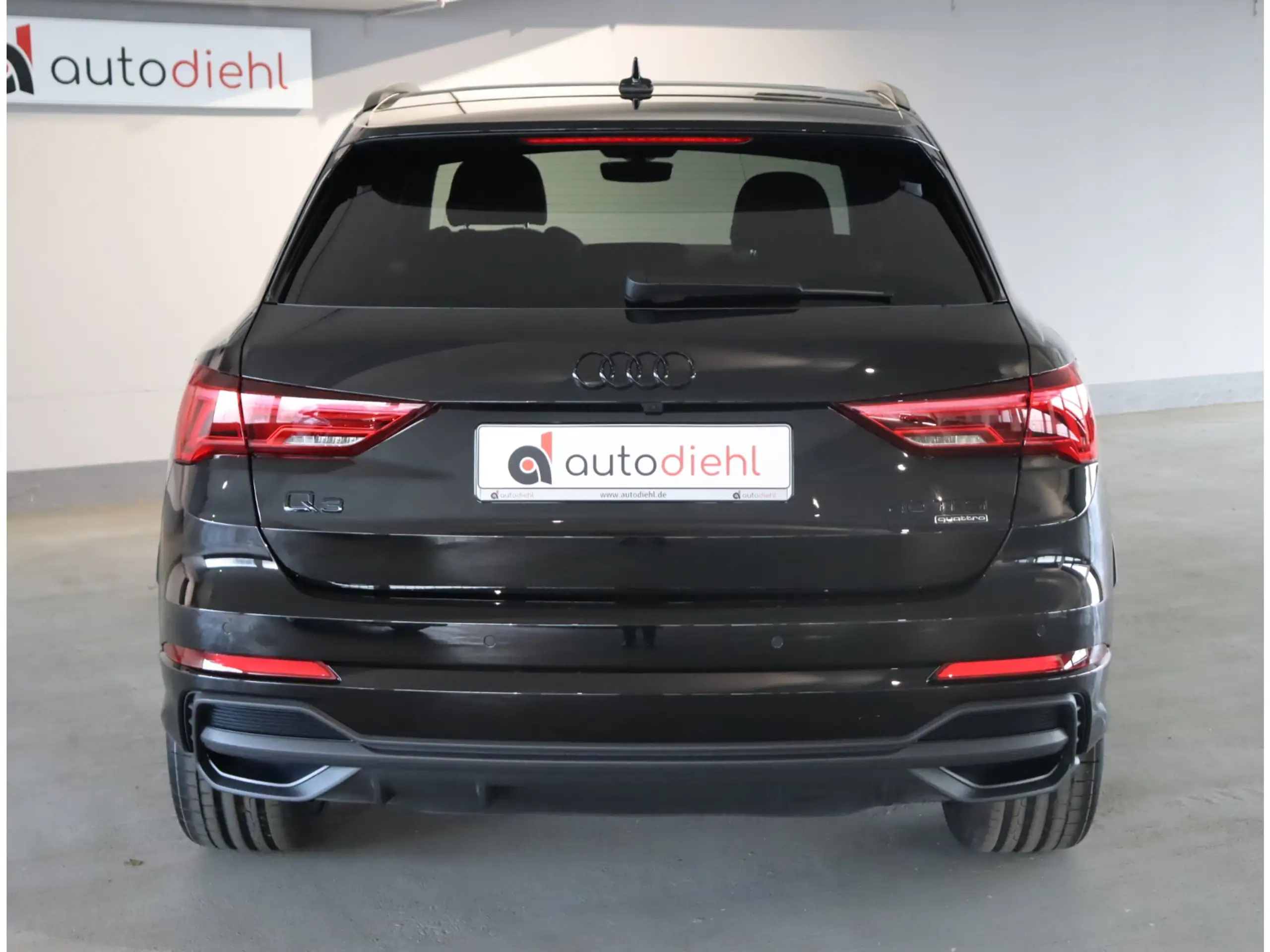 Audi - Q3