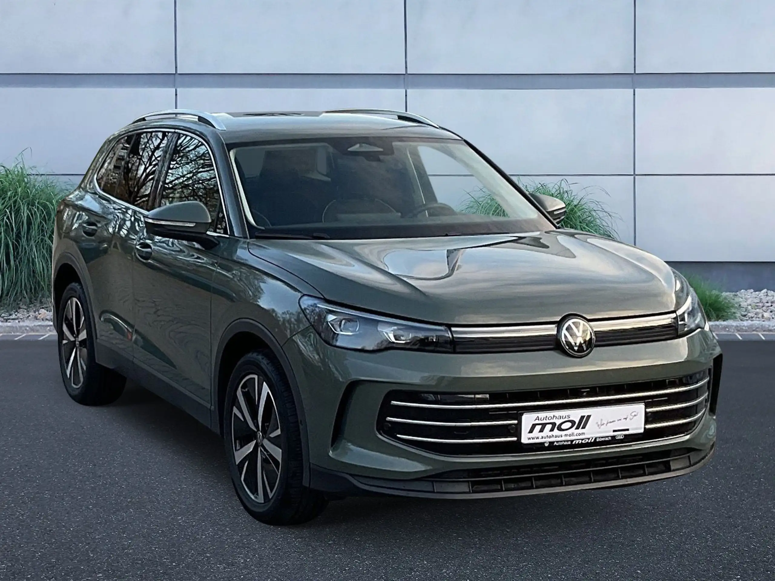 Volkswagen - Tiguan