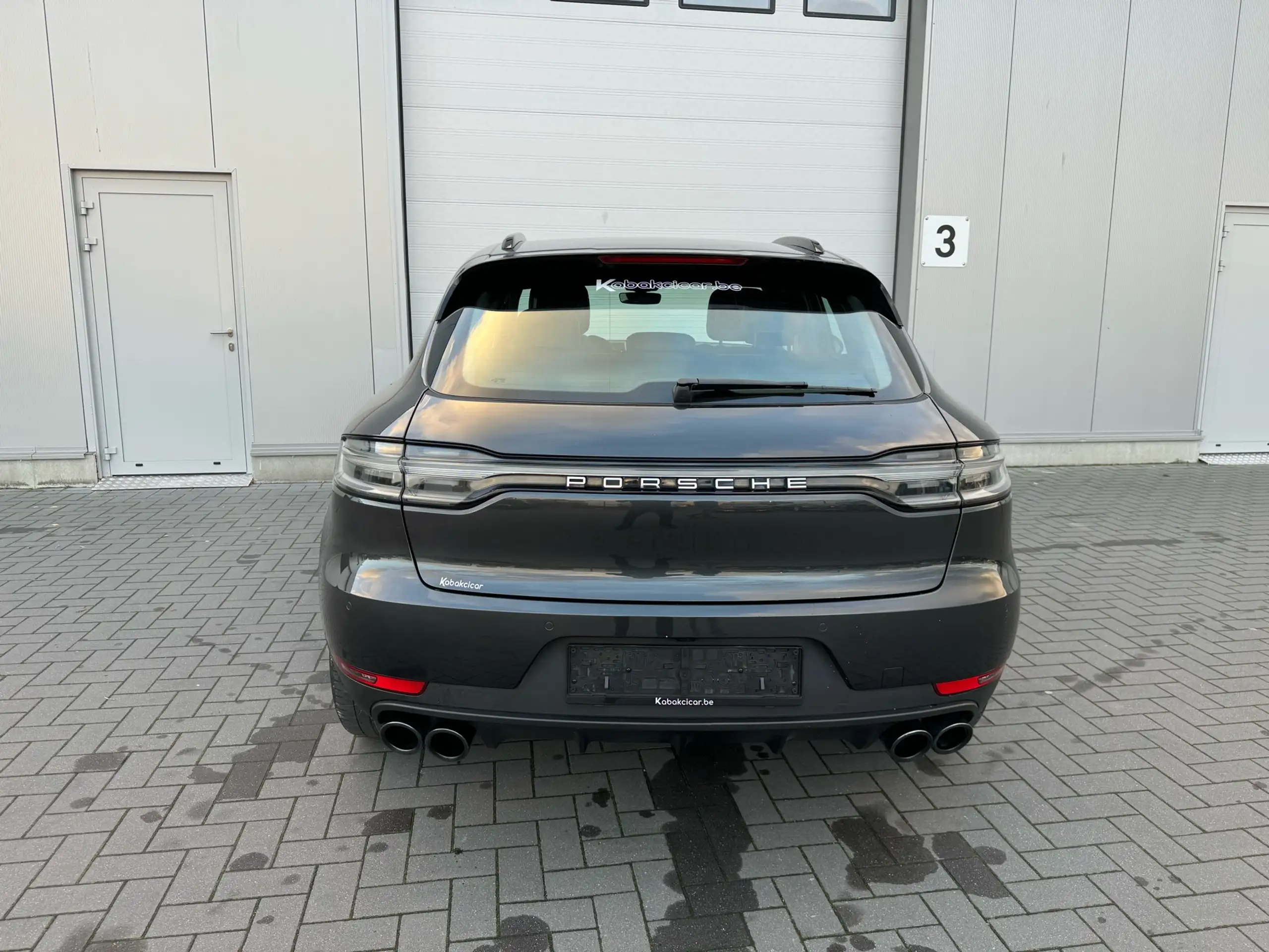 Porsche - Macan