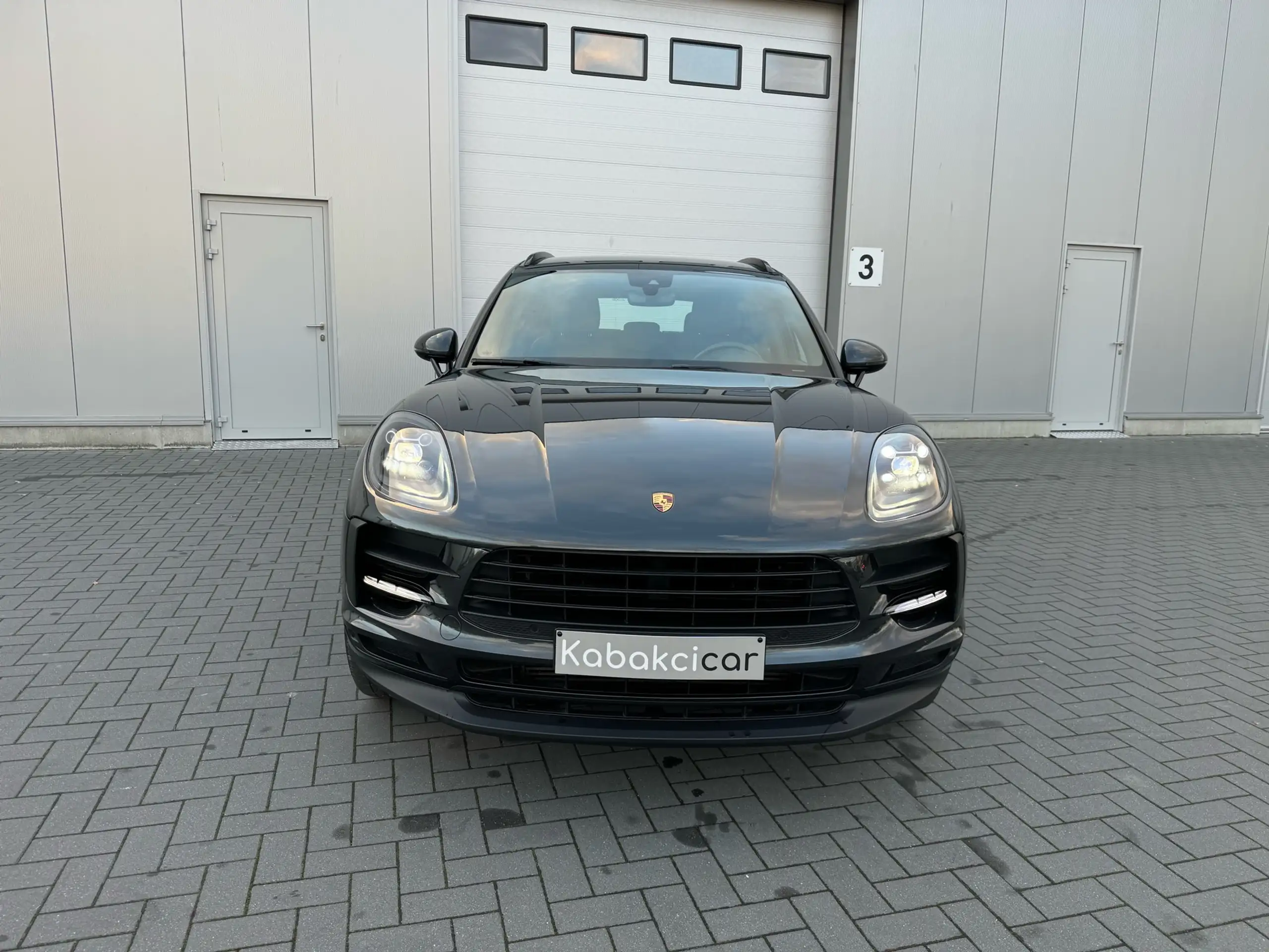 Porsche - Macan