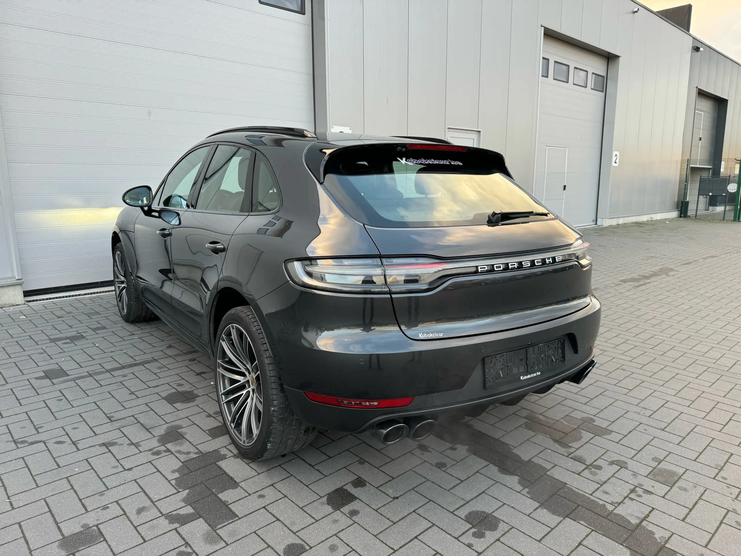 Porsche - Macan