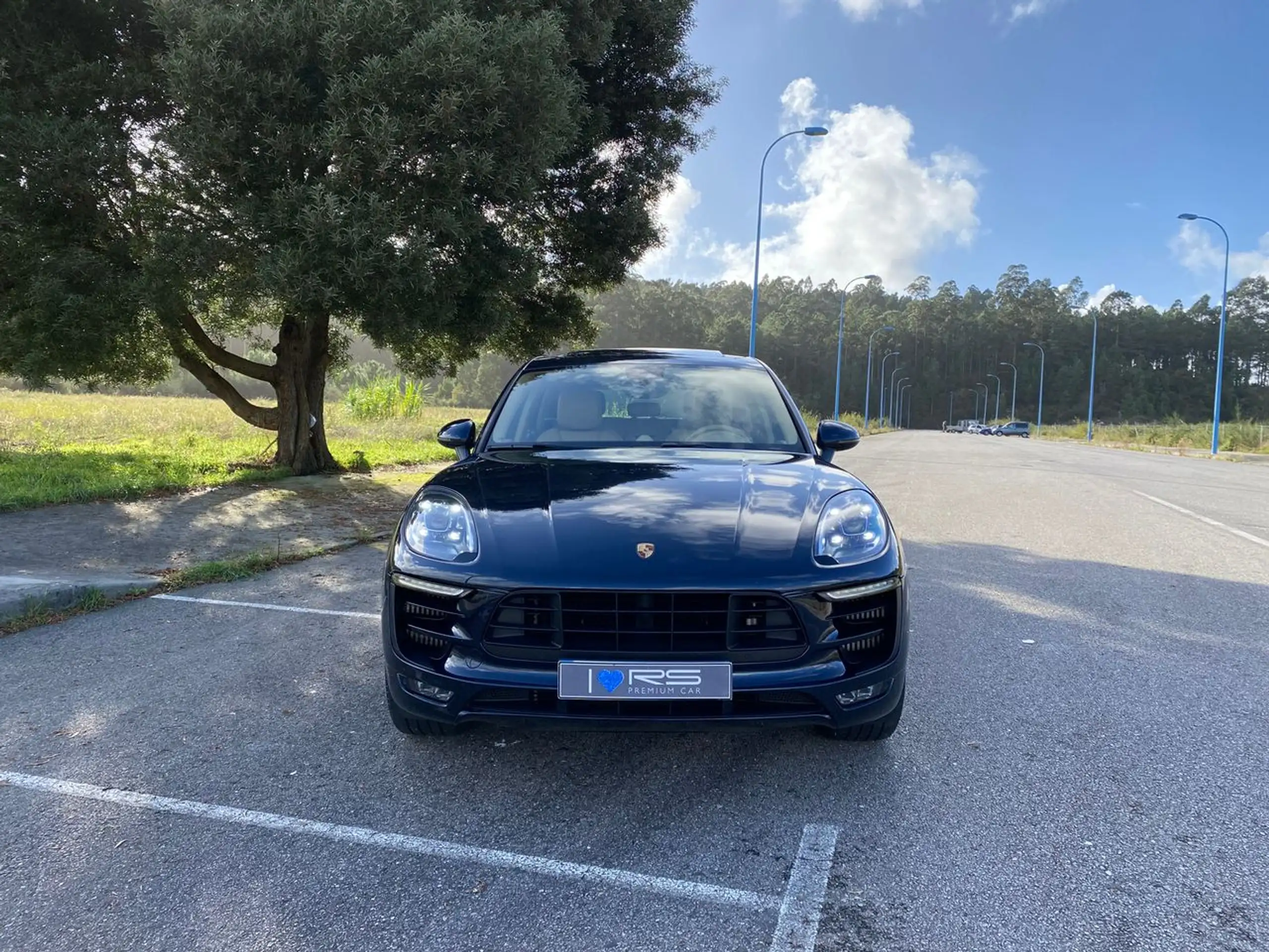 Porsche - Macan