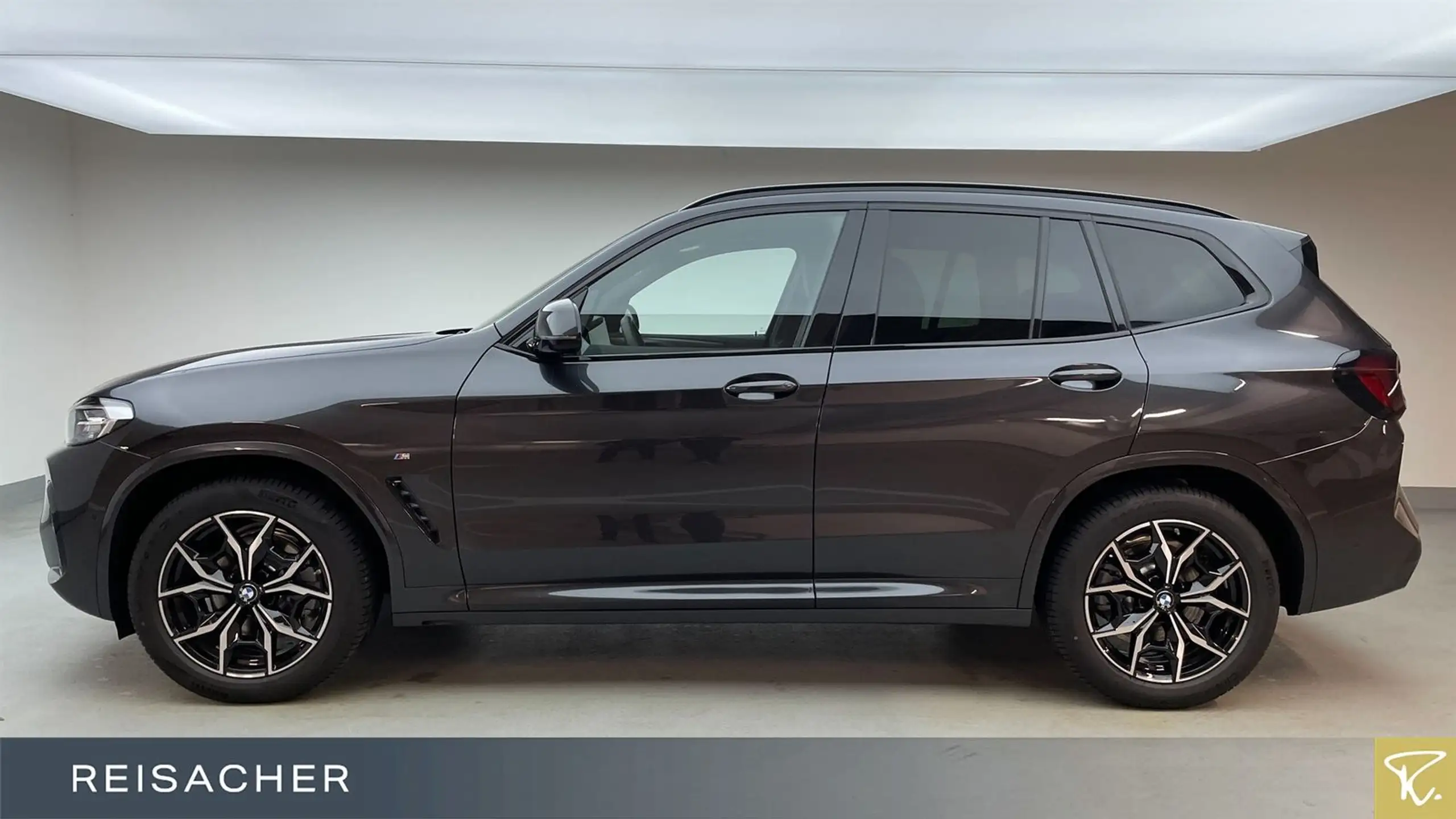 BMW - X3