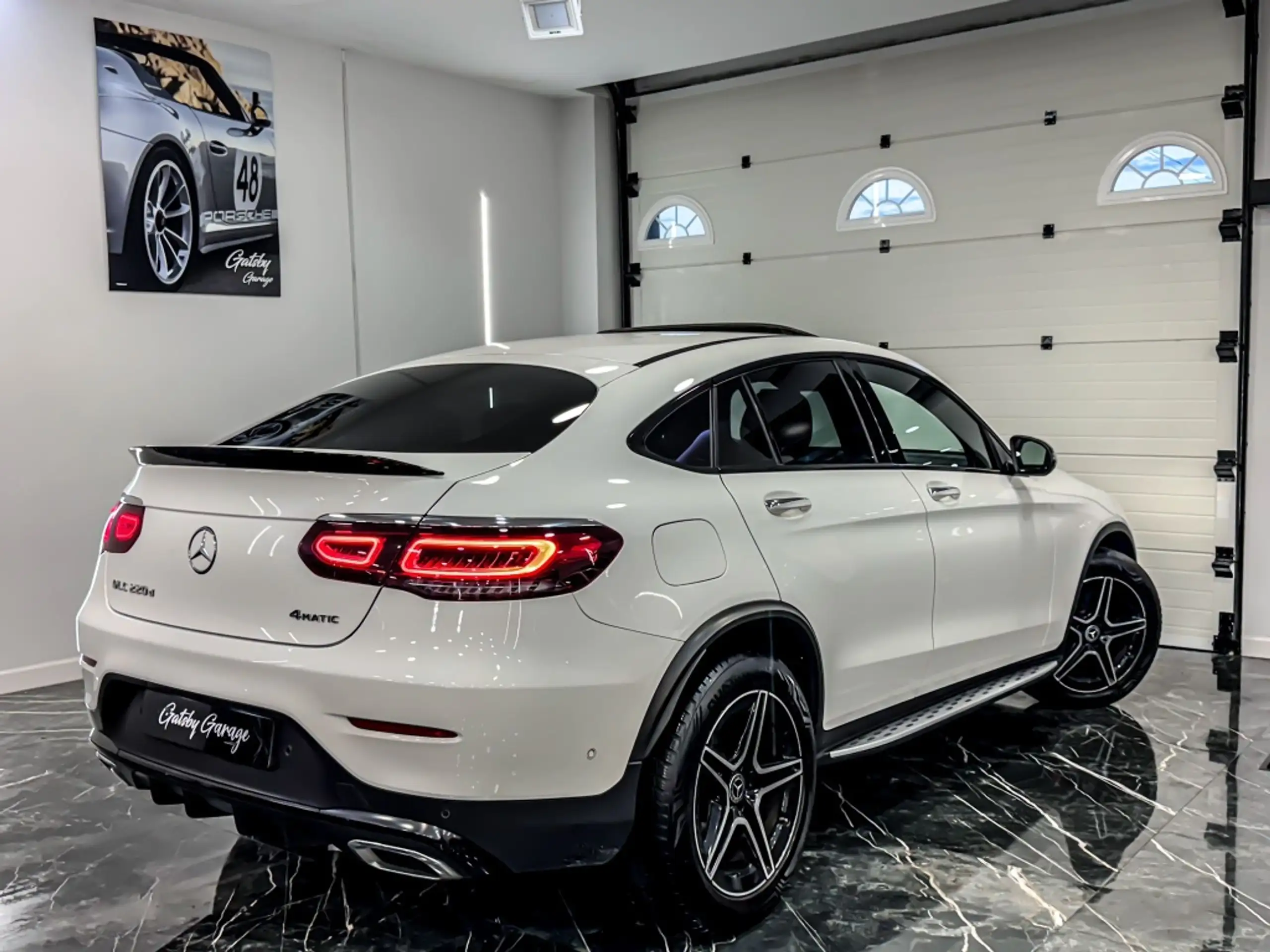 Mercedes-Benz - GLC 220