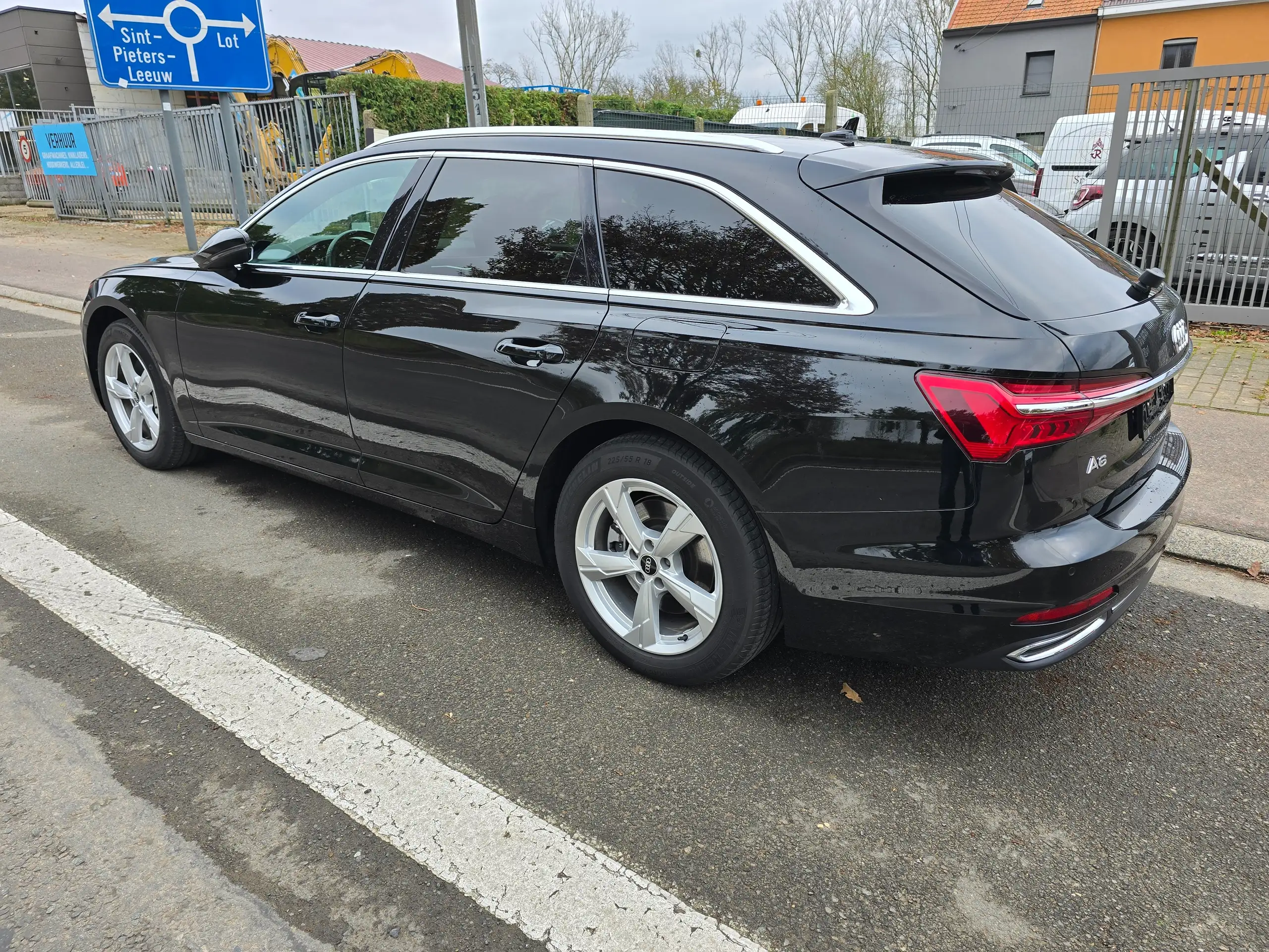 Audi - A6