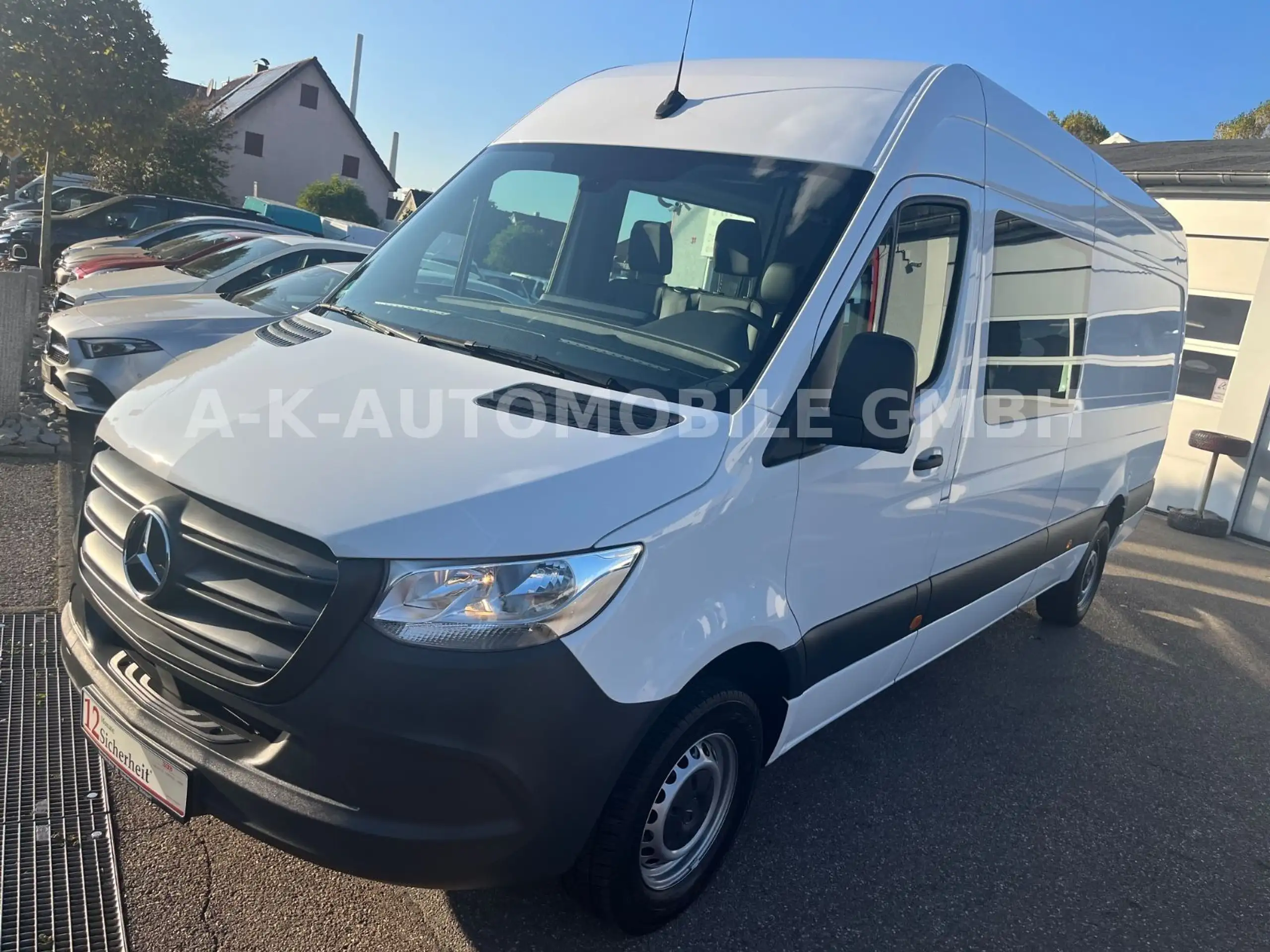 Mercedes-Benz - Sprinter