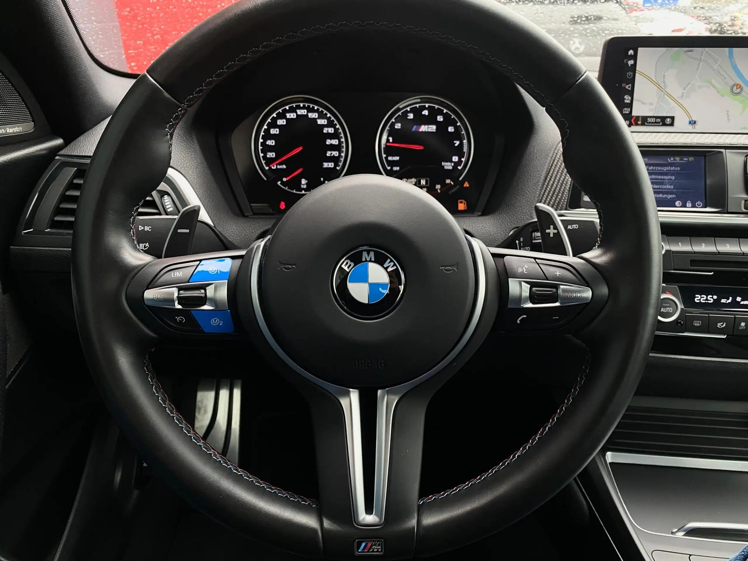 BMW - M2