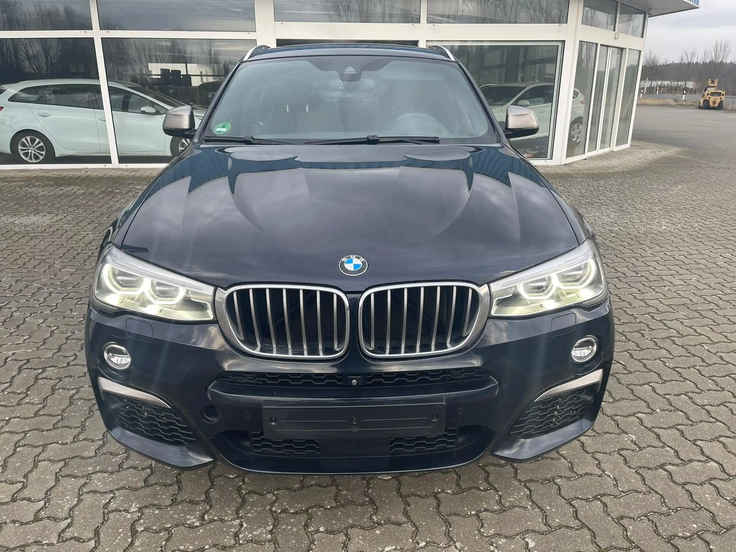 BMW - X4 M