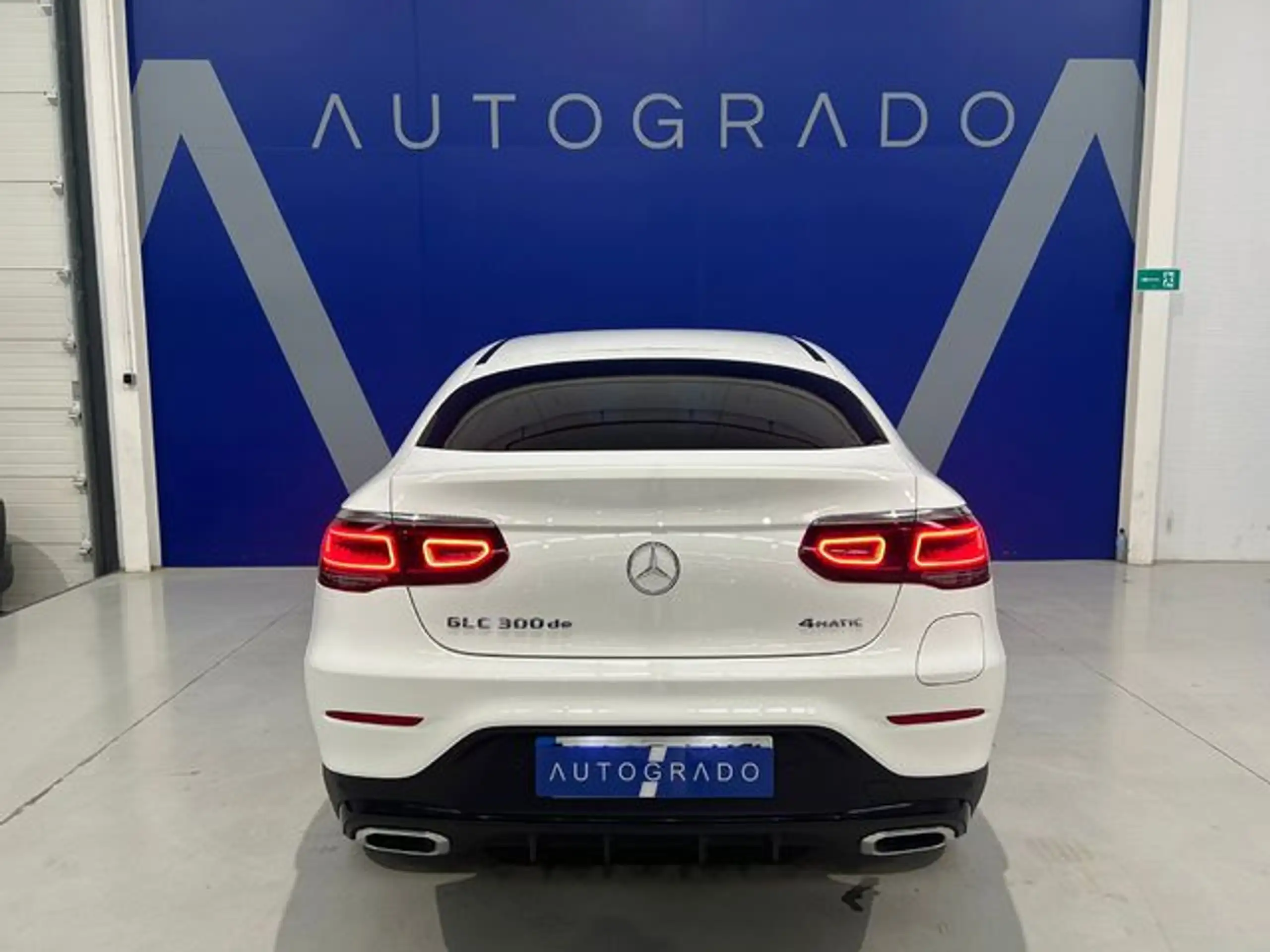 Mercedes-Benz - GLC 300