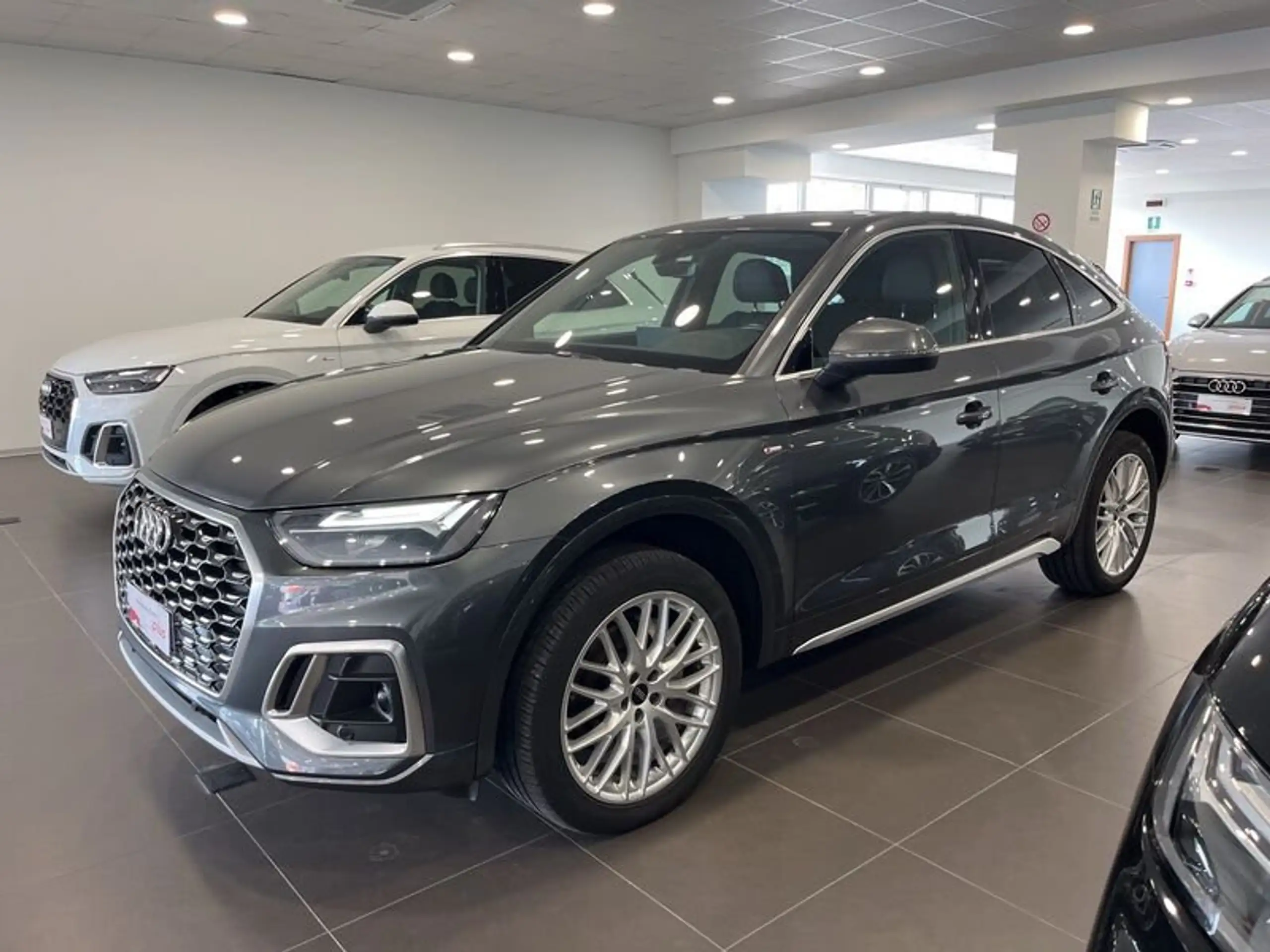 Audi - SQ5