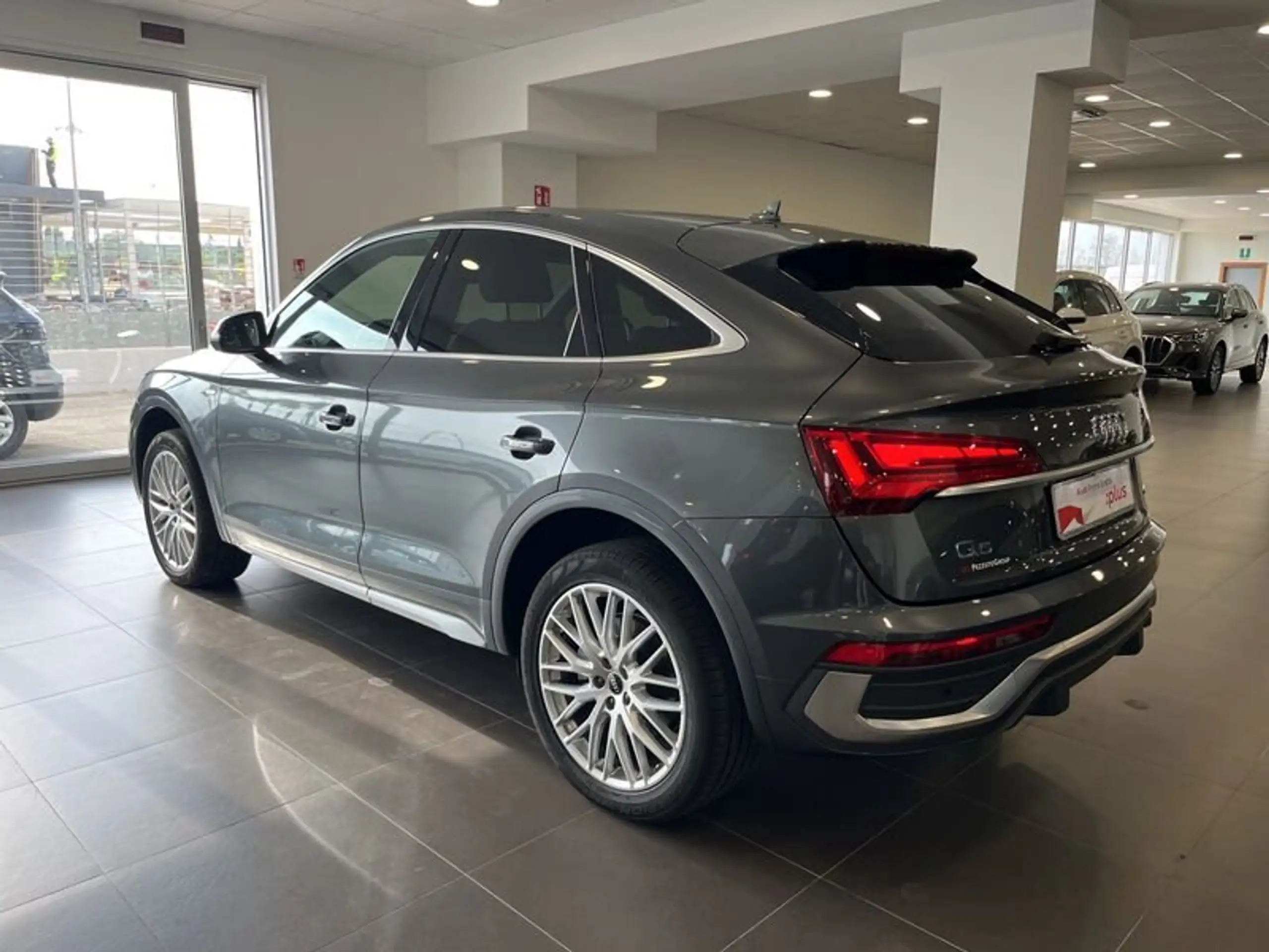 Audi - SQ5