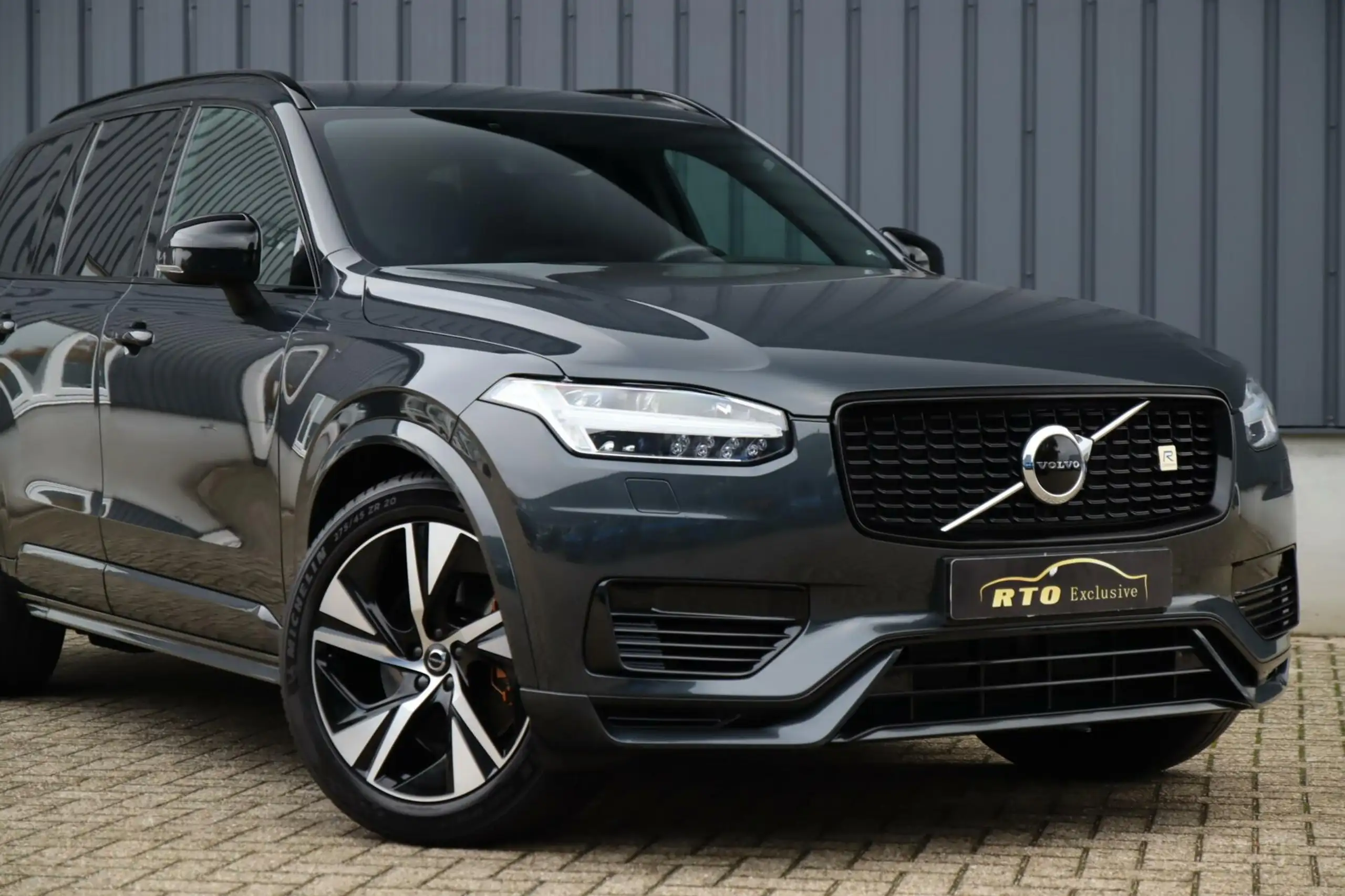 Volvo - XC90