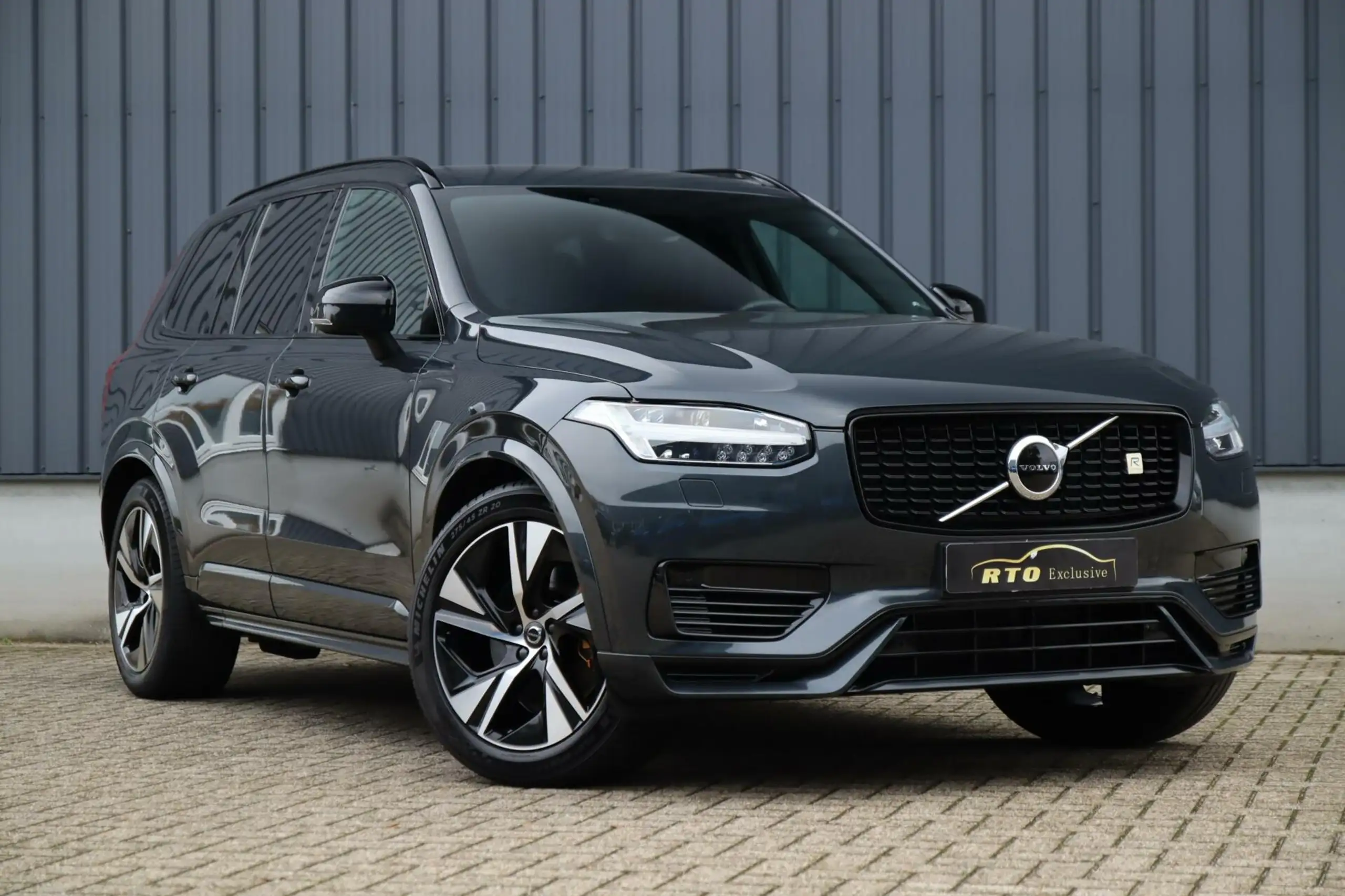 Volvo - XC90