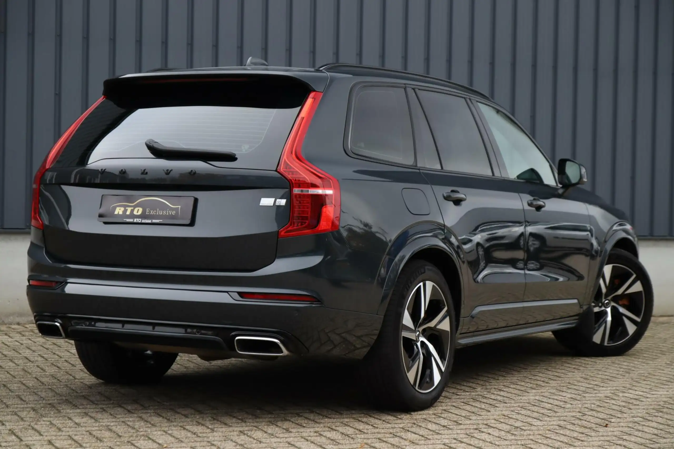 Volvo - XC90