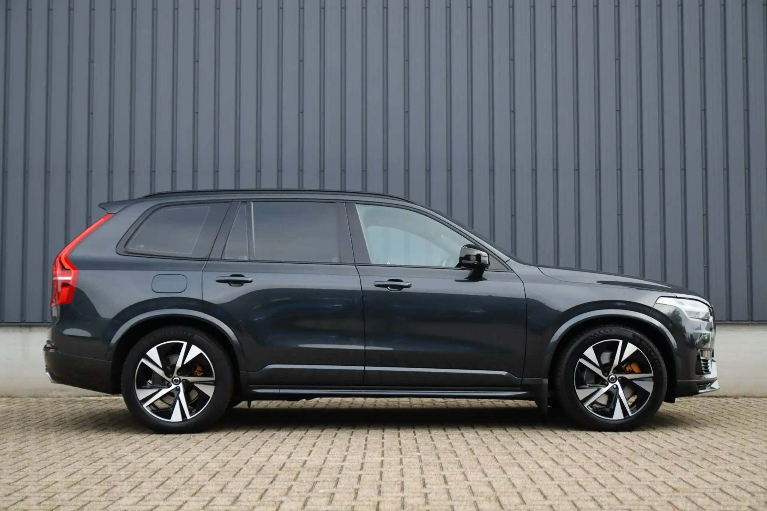 Volvo - XC90