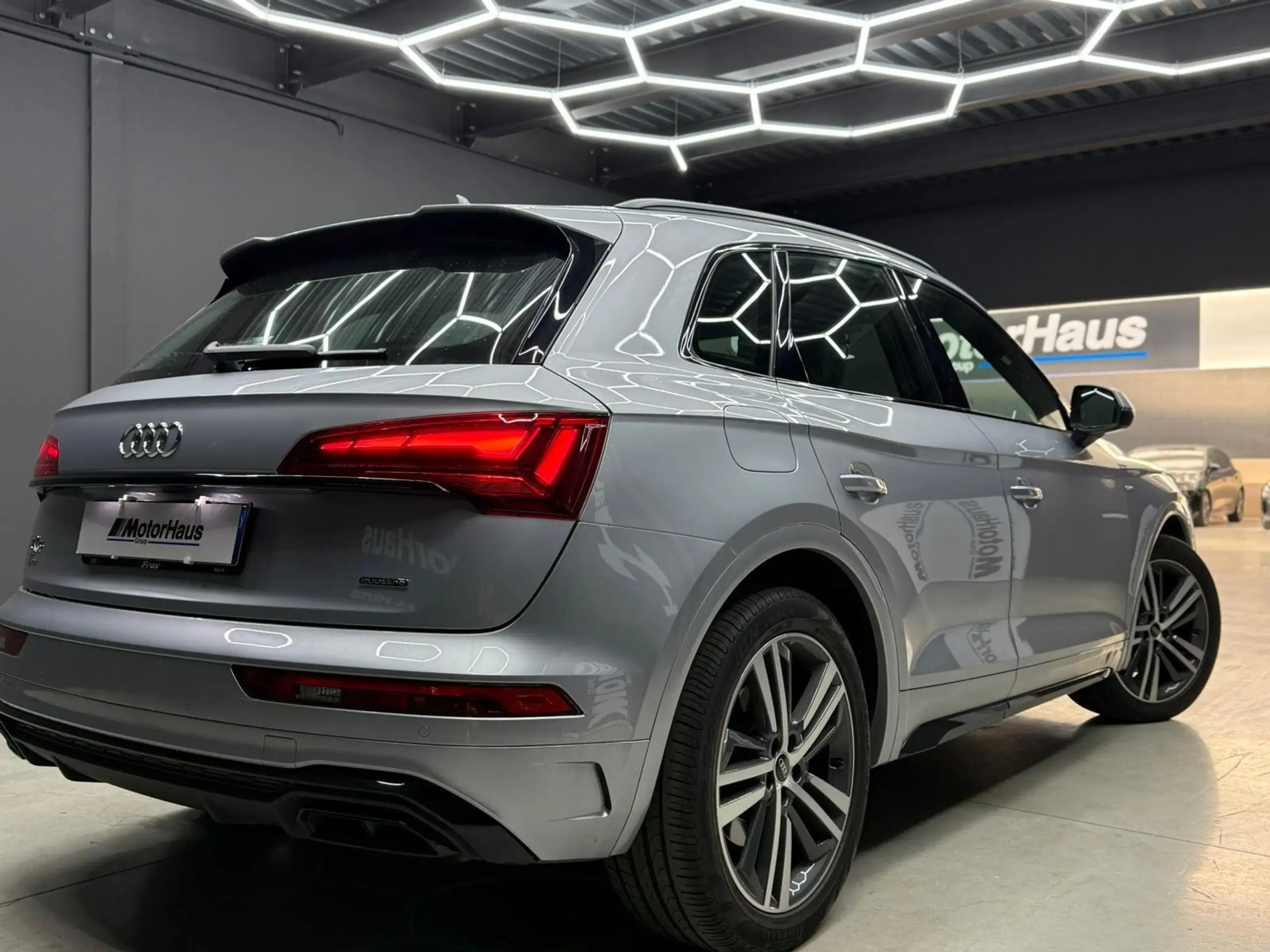 Audi - Q5