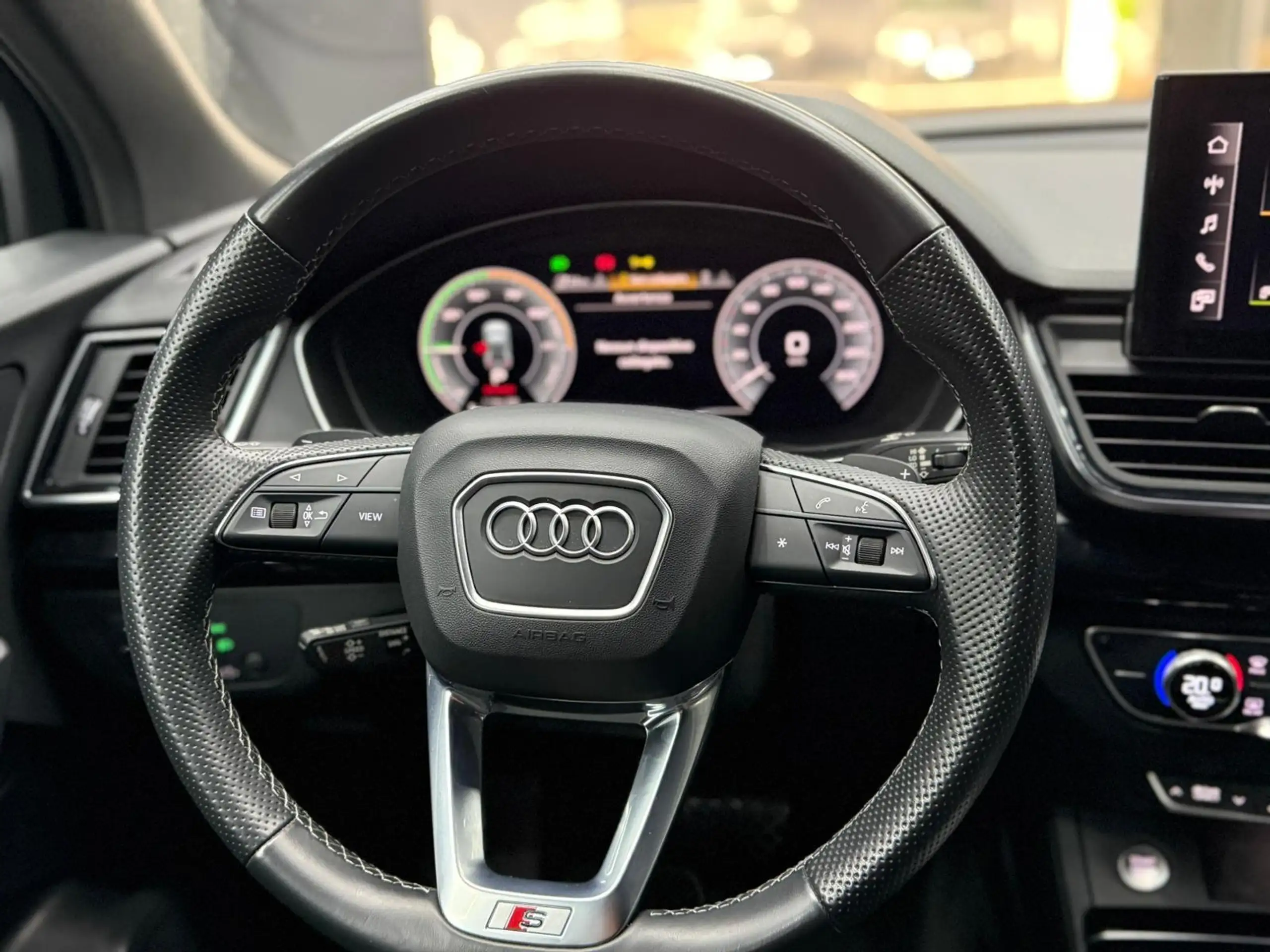 Audi - Q5