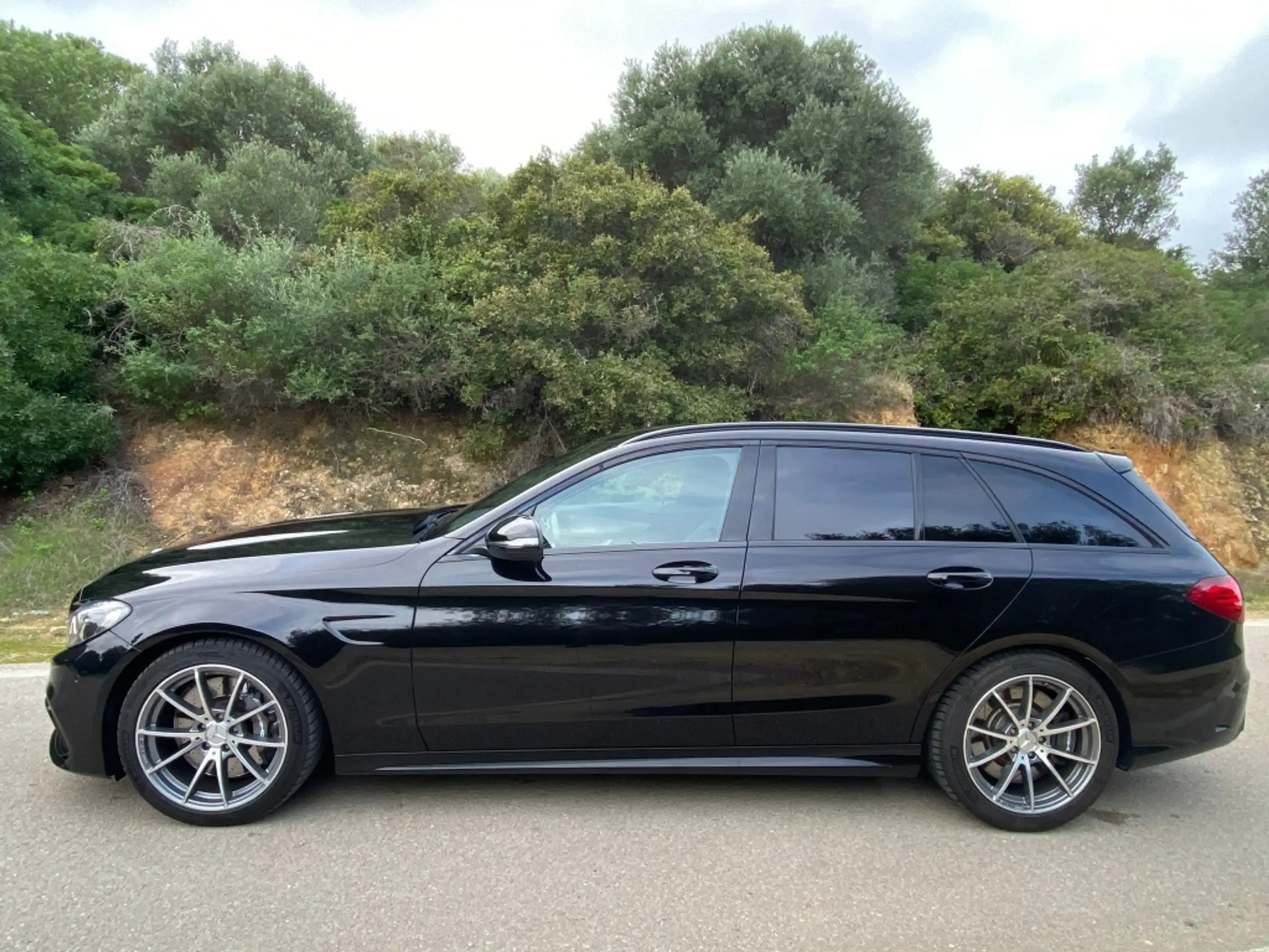 Mercedes-Benz - C 63 AMG