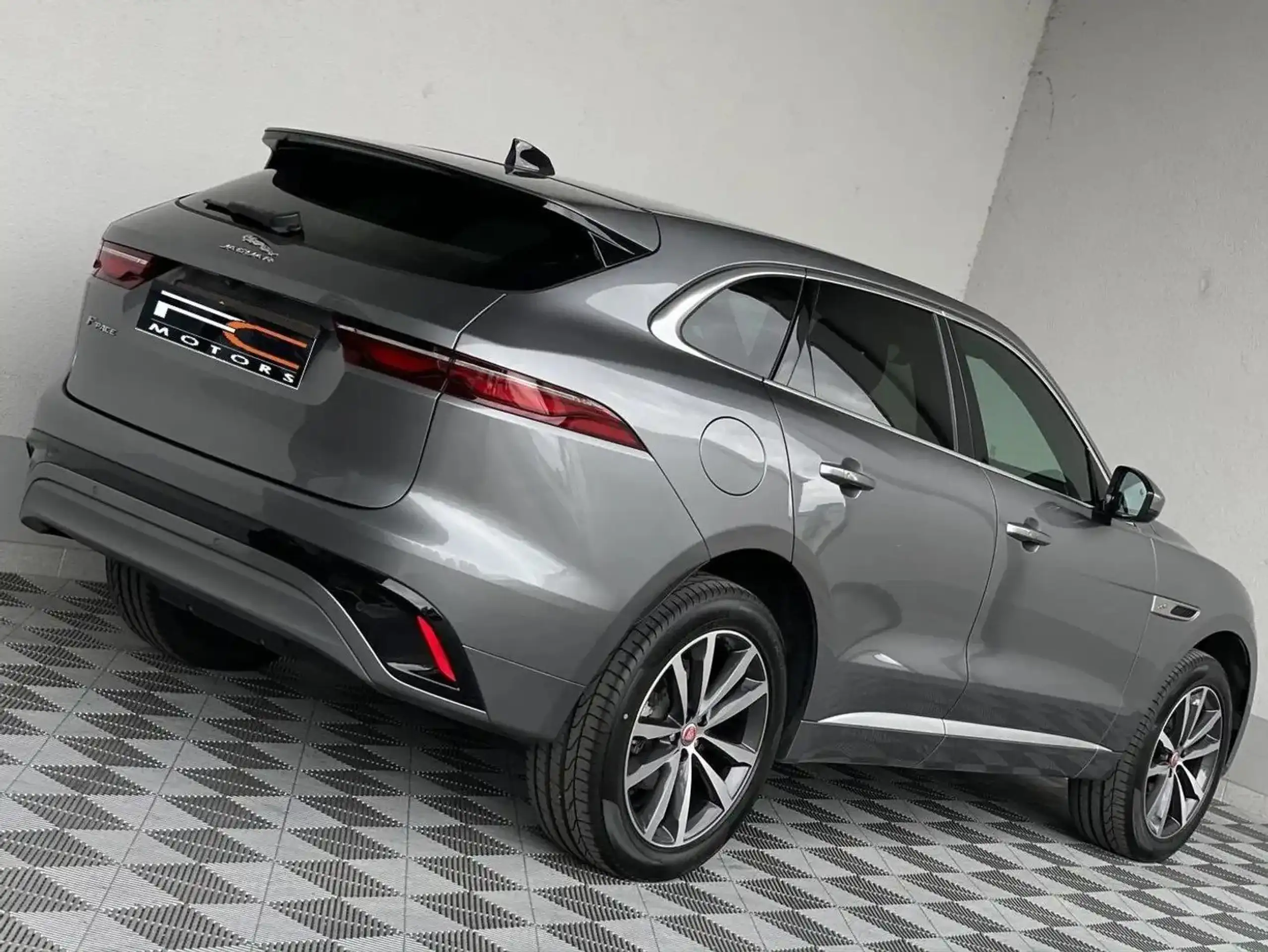 Jaguar - F-Pace