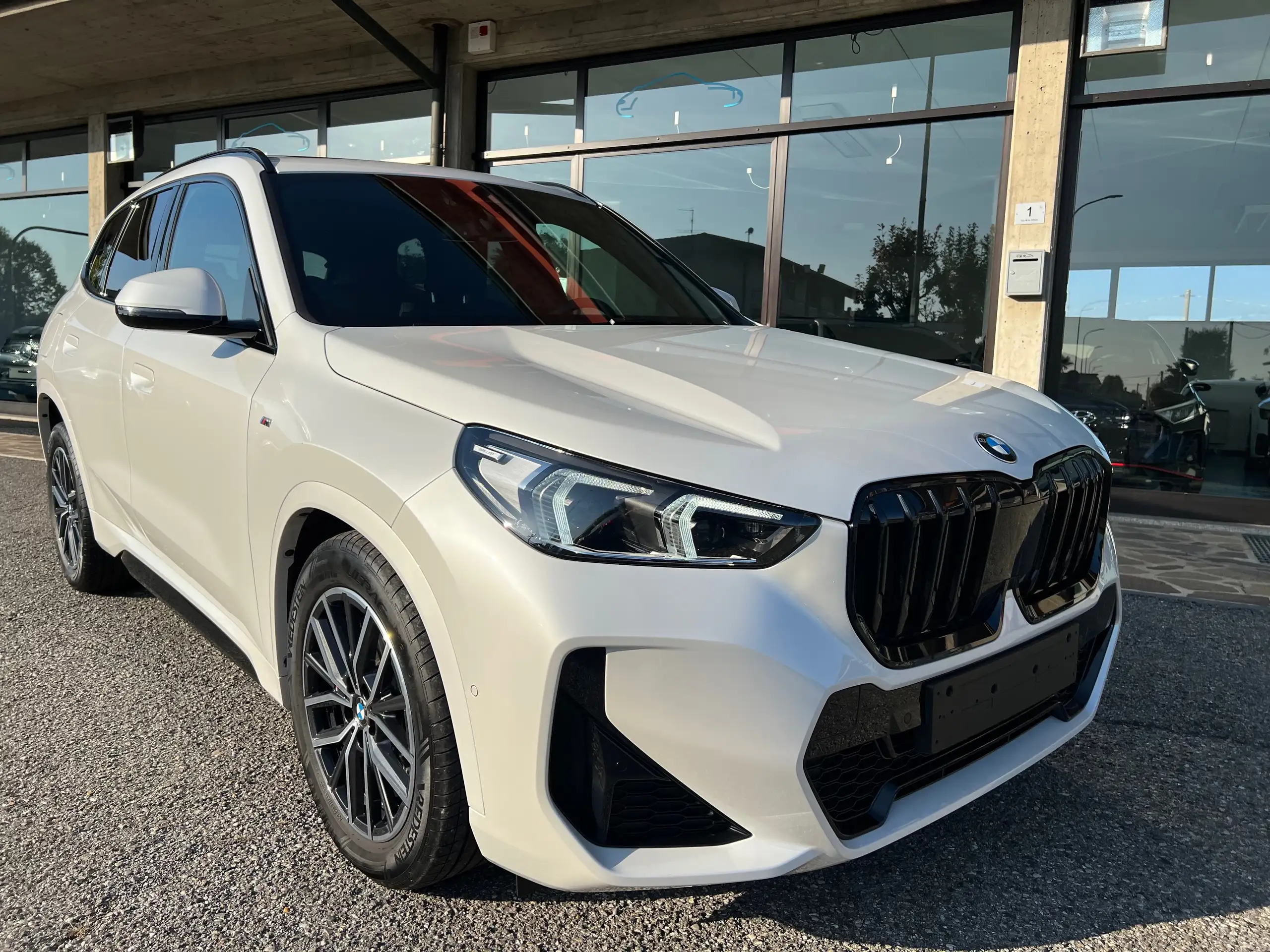 BMW - X1