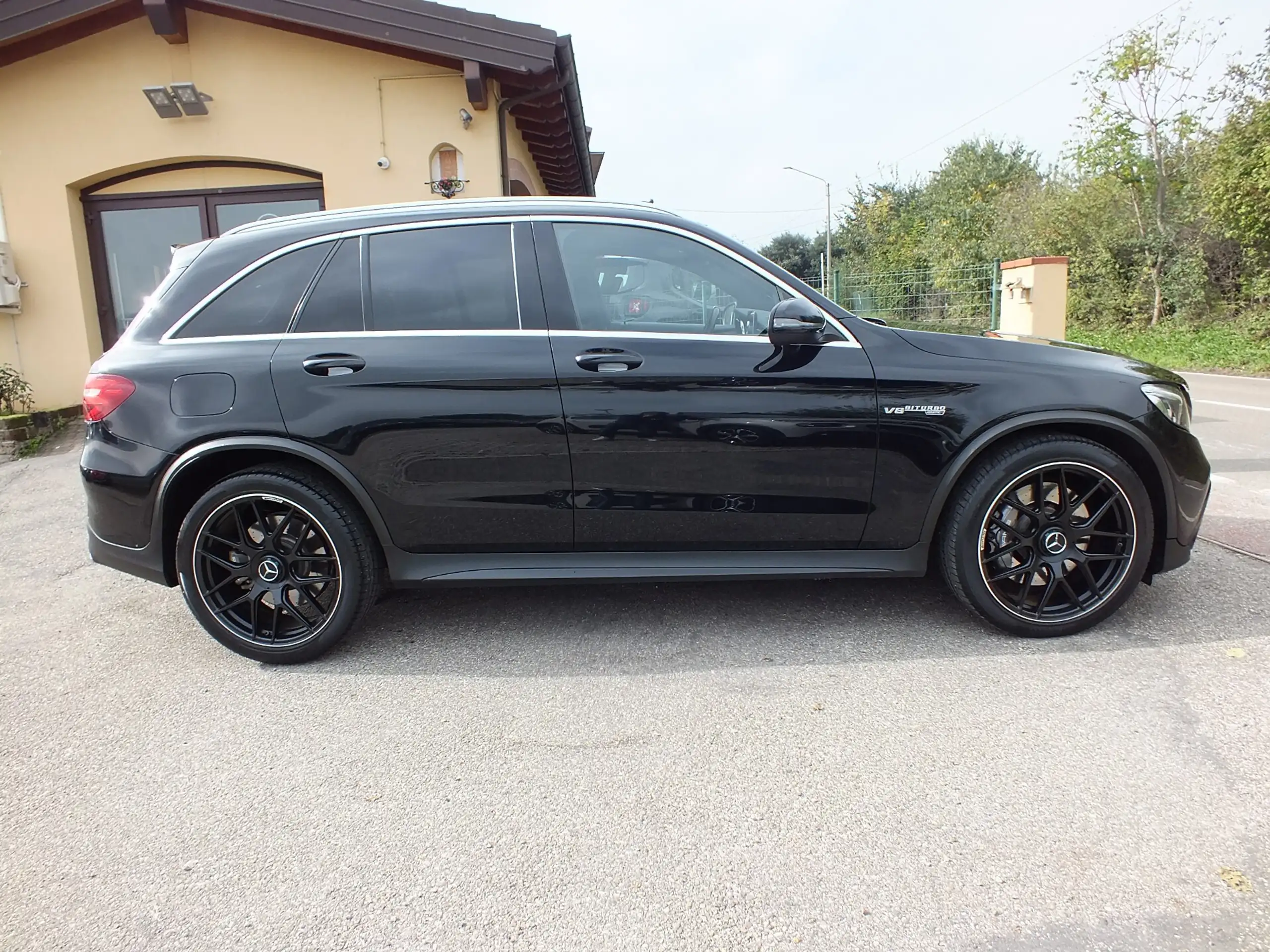 Mercedes-Benz - GLC 63 AMG