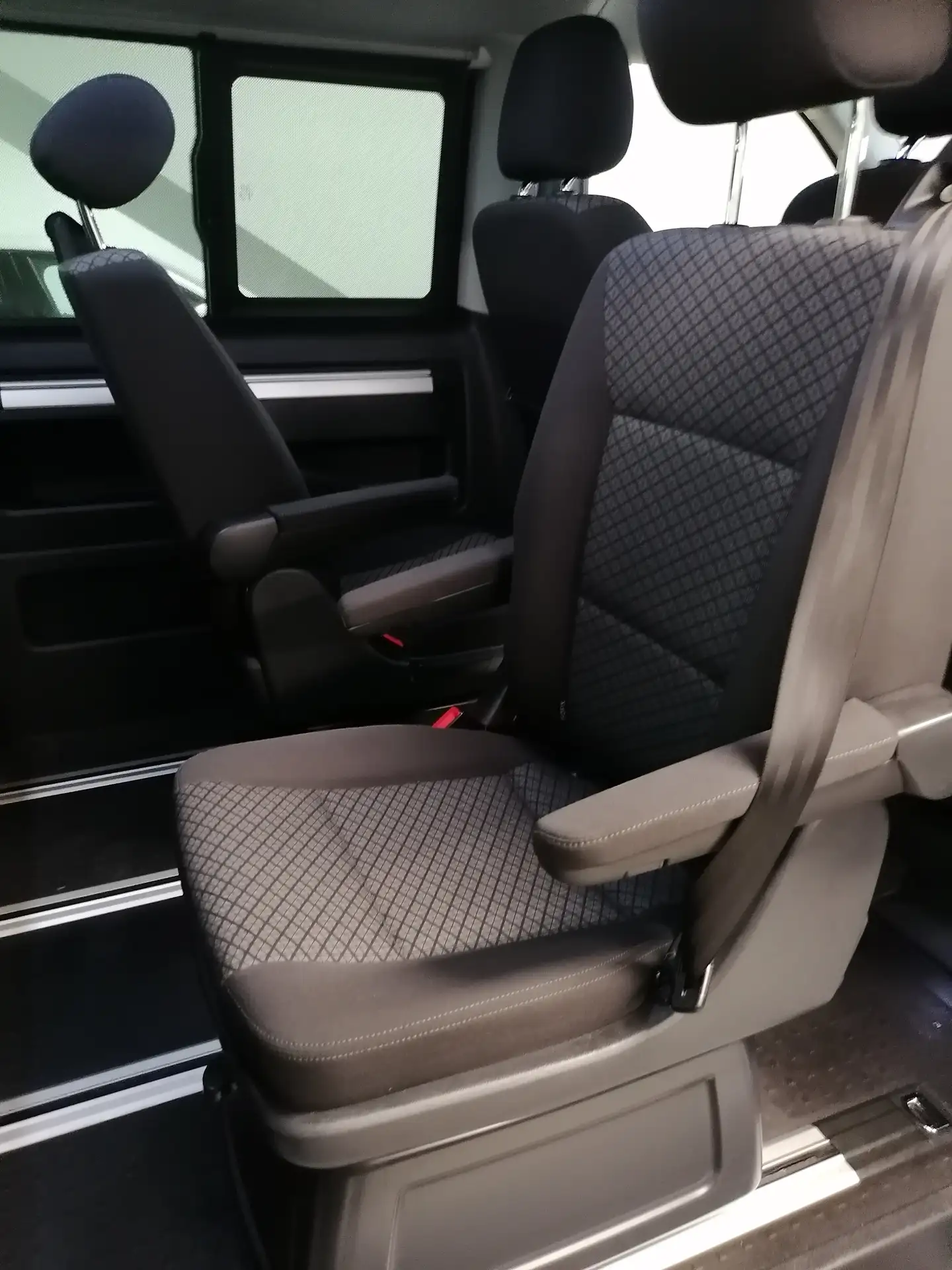 Volkswagen - T6.1 Multivan