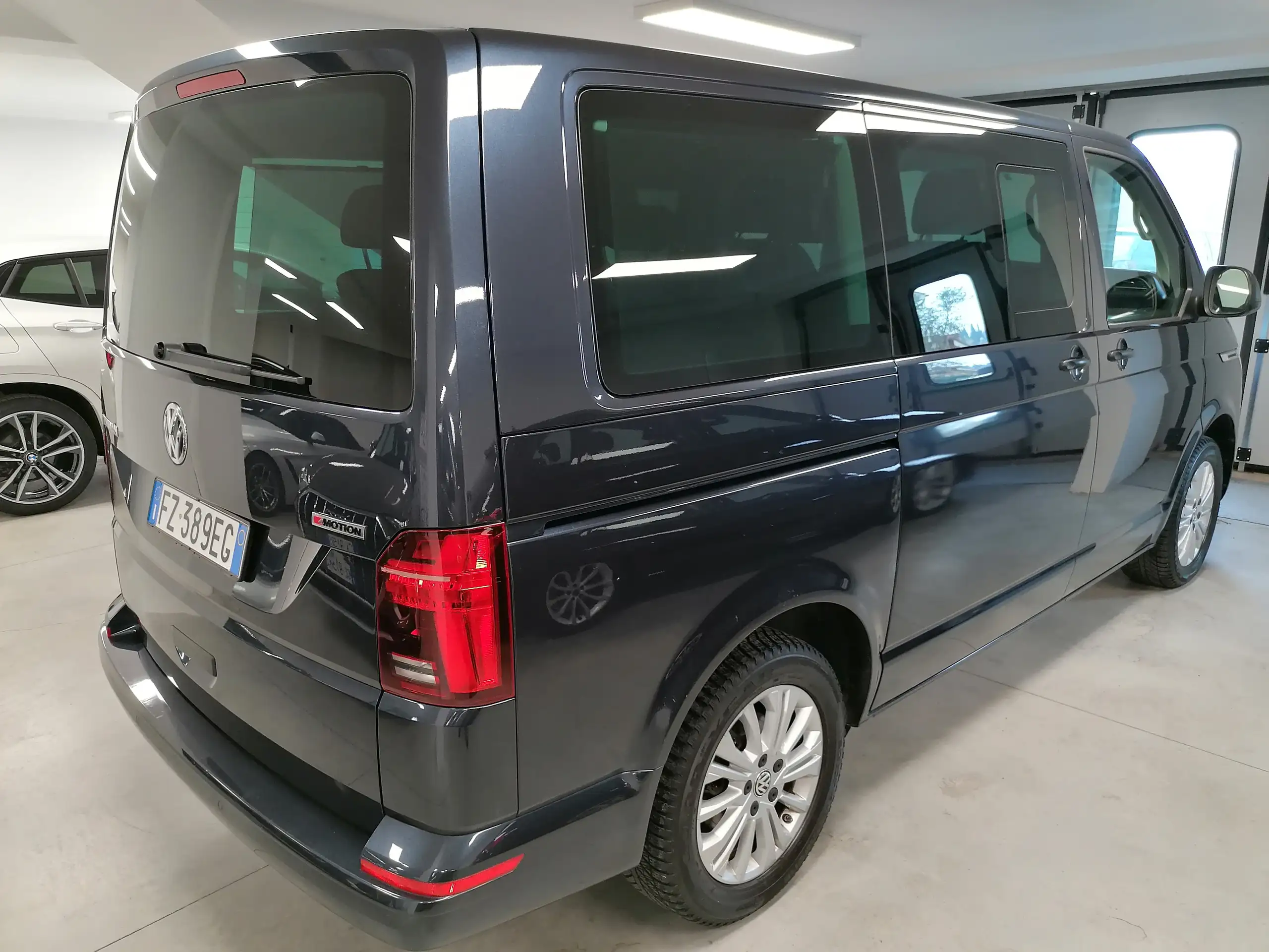 Volkswagen - T6.1 Multivan