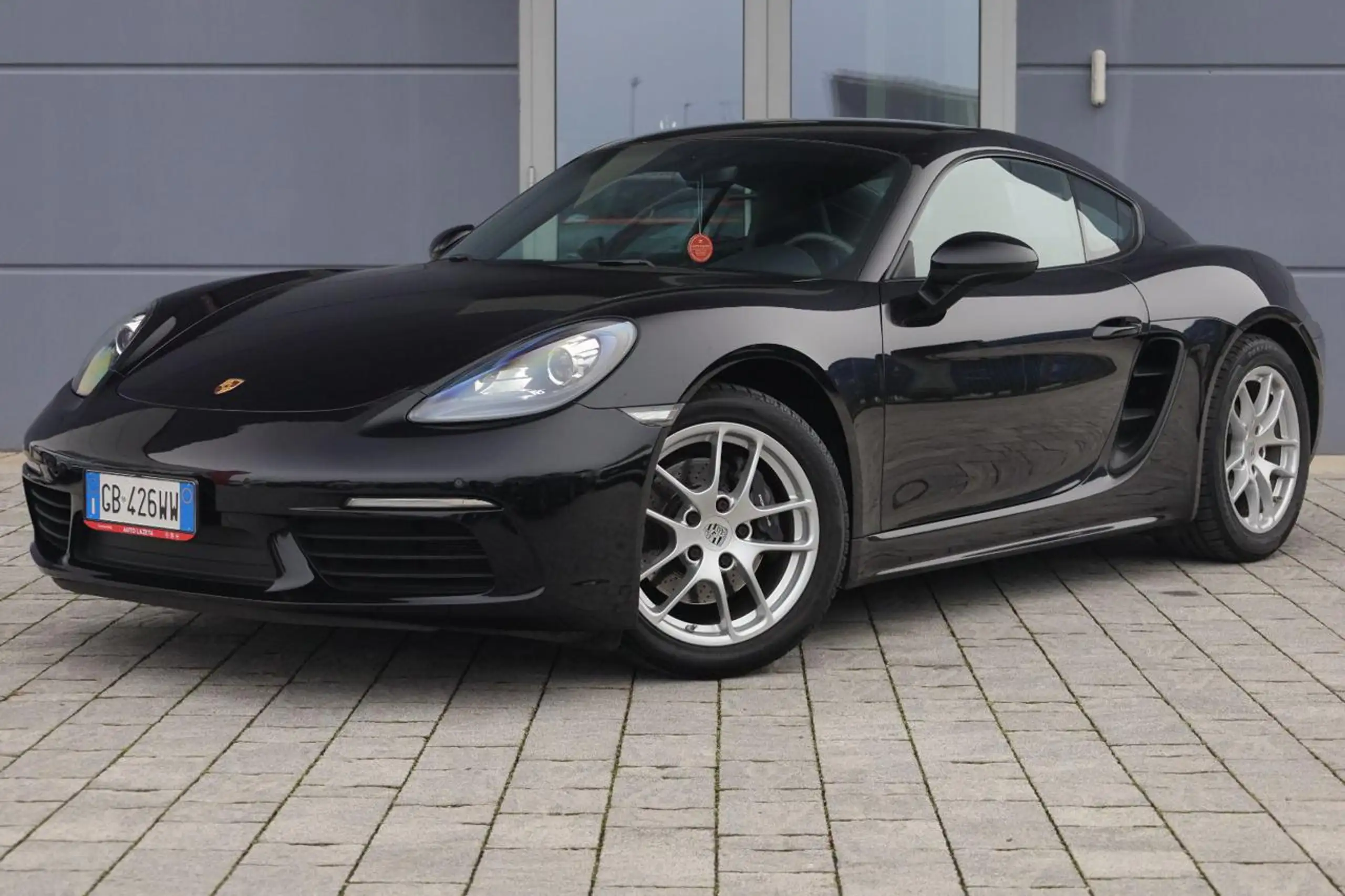 Porsche - Cayman