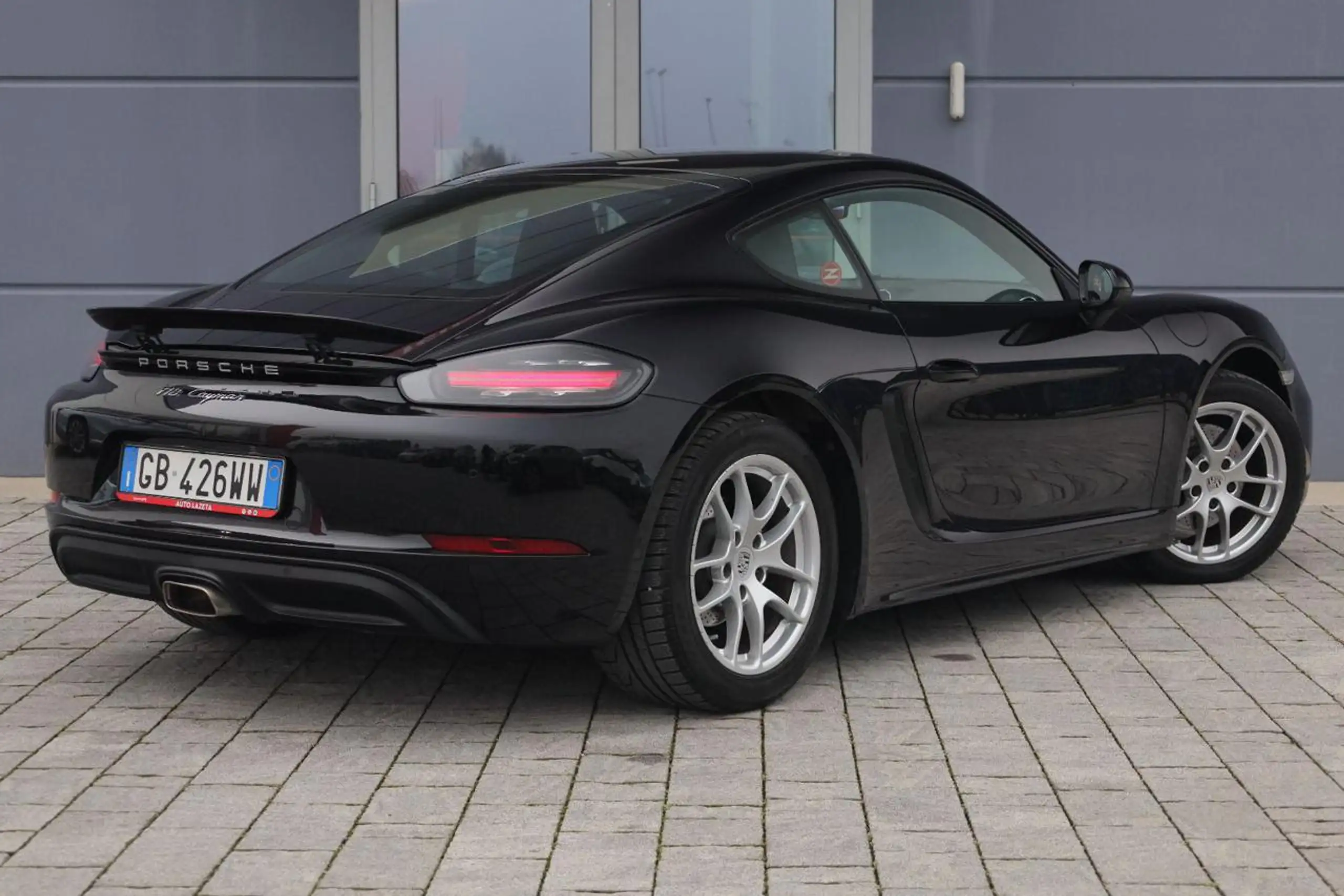 Porsche - Cayman