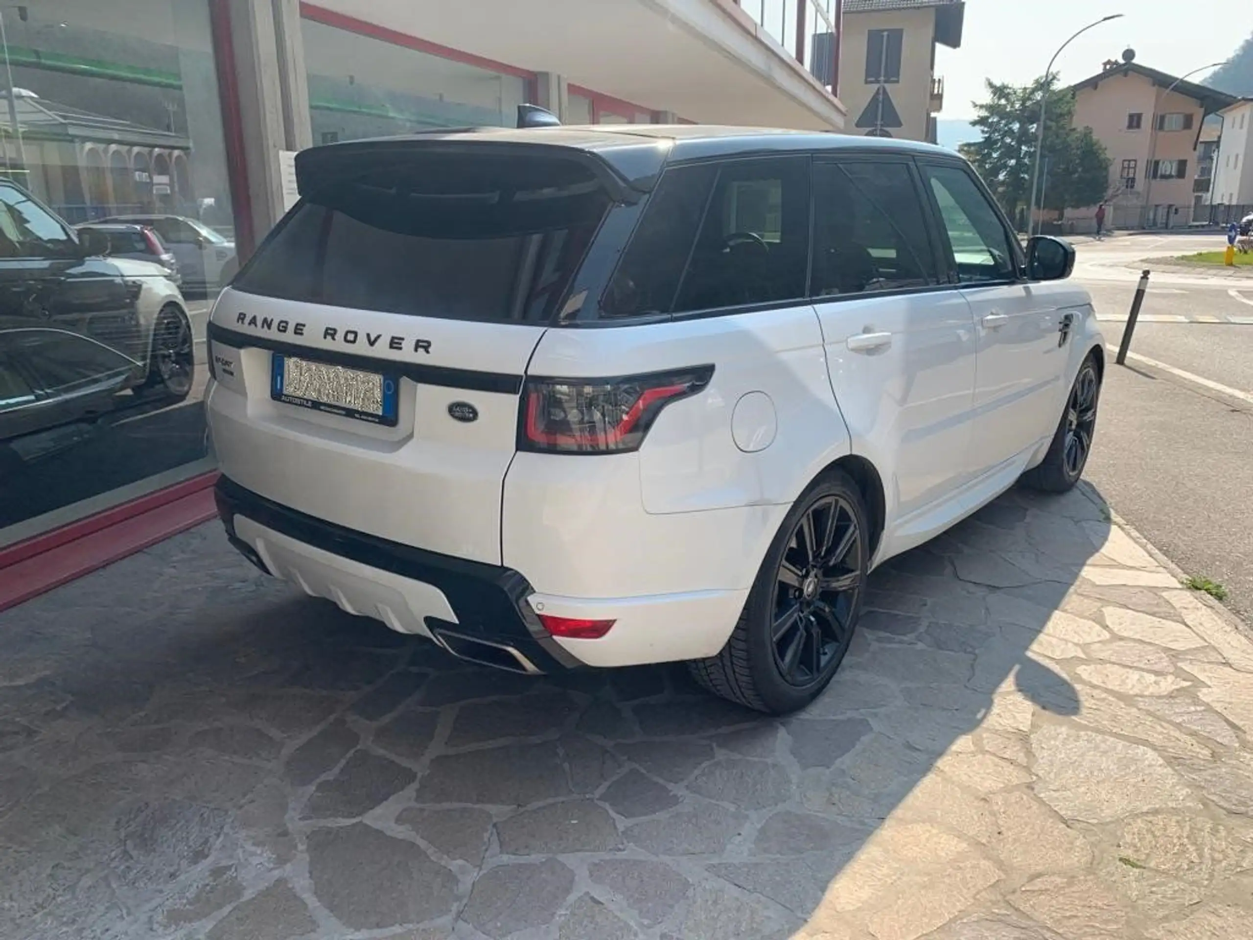 Land Rover - Range Rover Sport