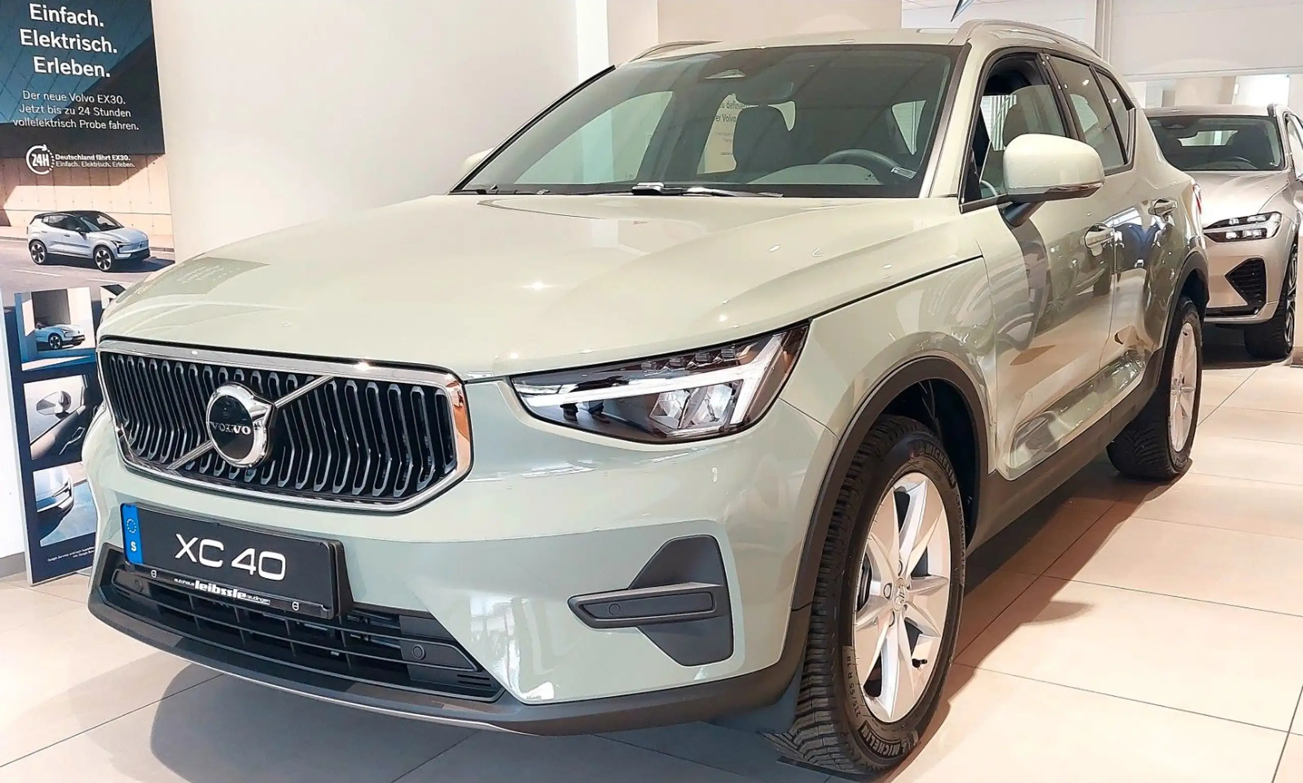 Volvo - XC40