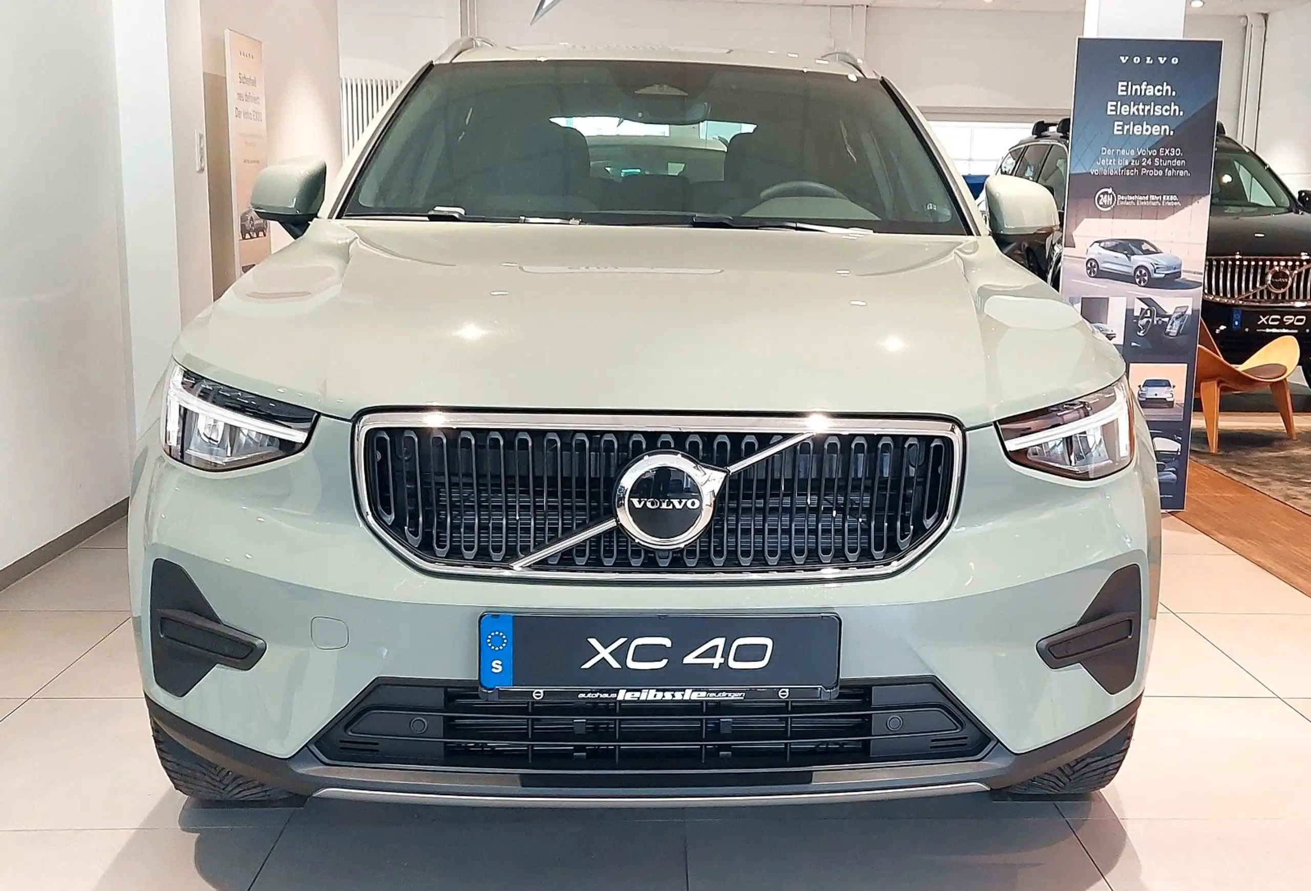 Volvo - XC40