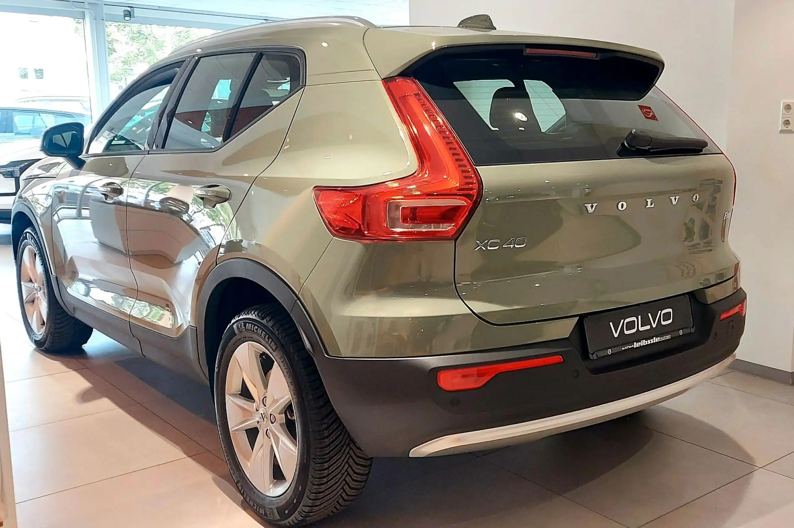 Volvo - XC40