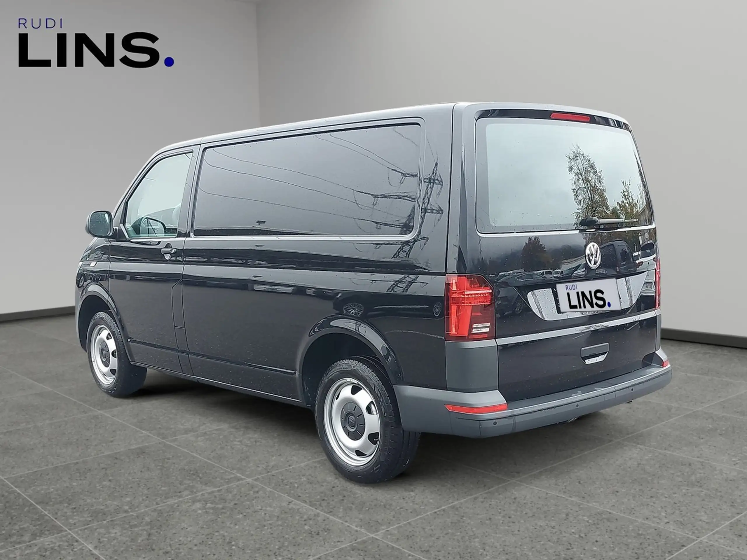 Volkswagen - T6.1 Transporter