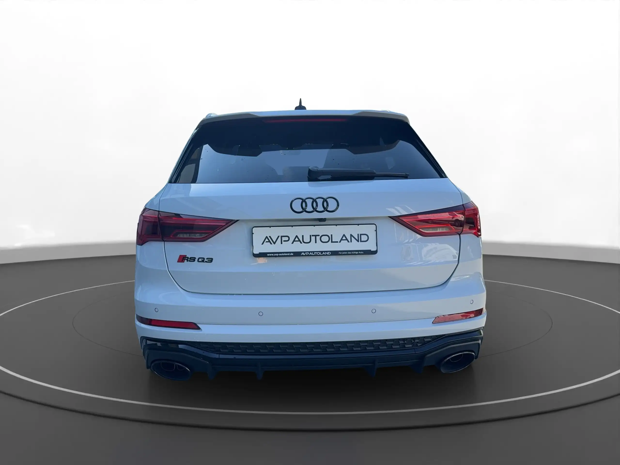 Audi - RS Q3