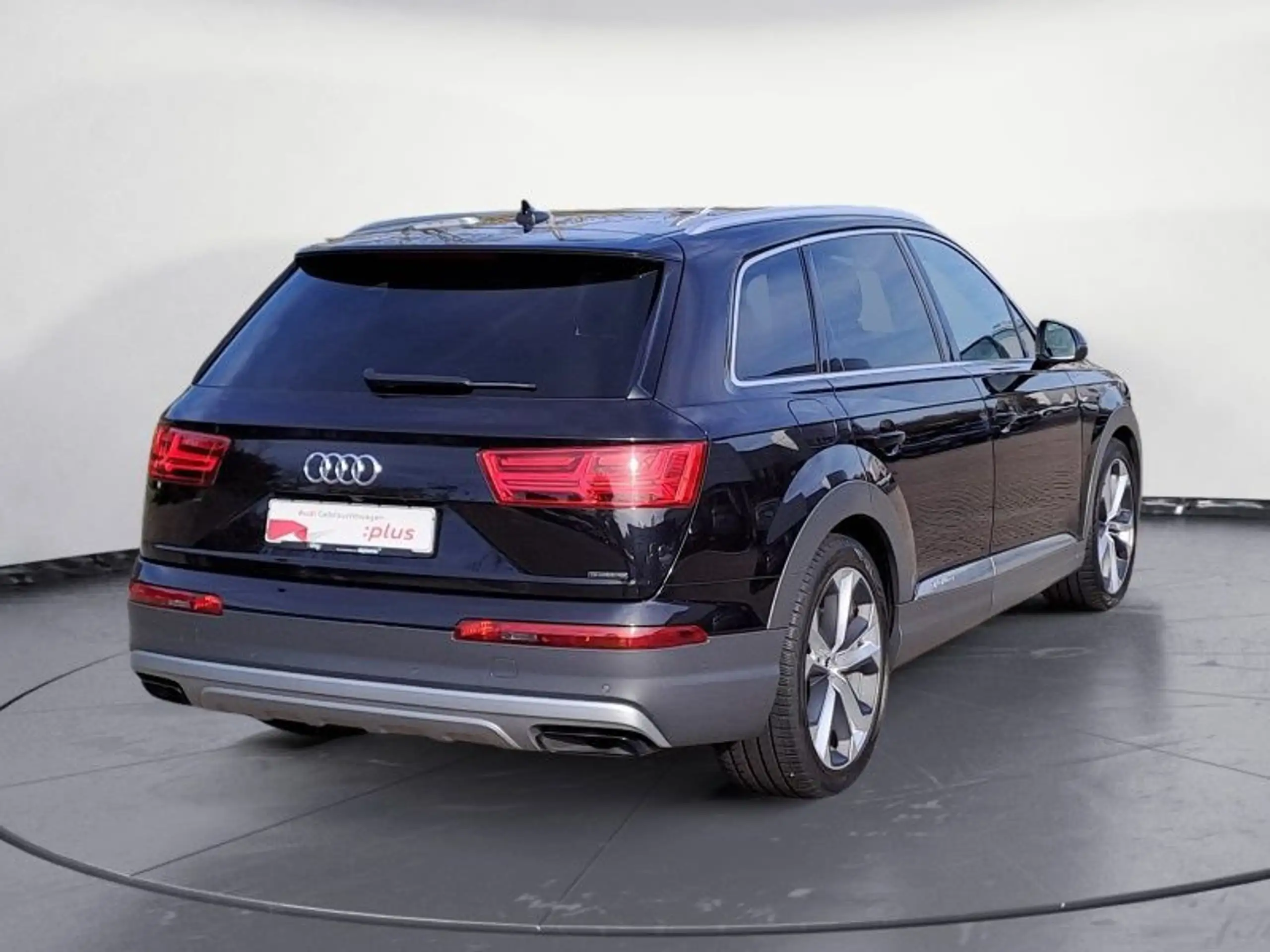 Audi - Q7