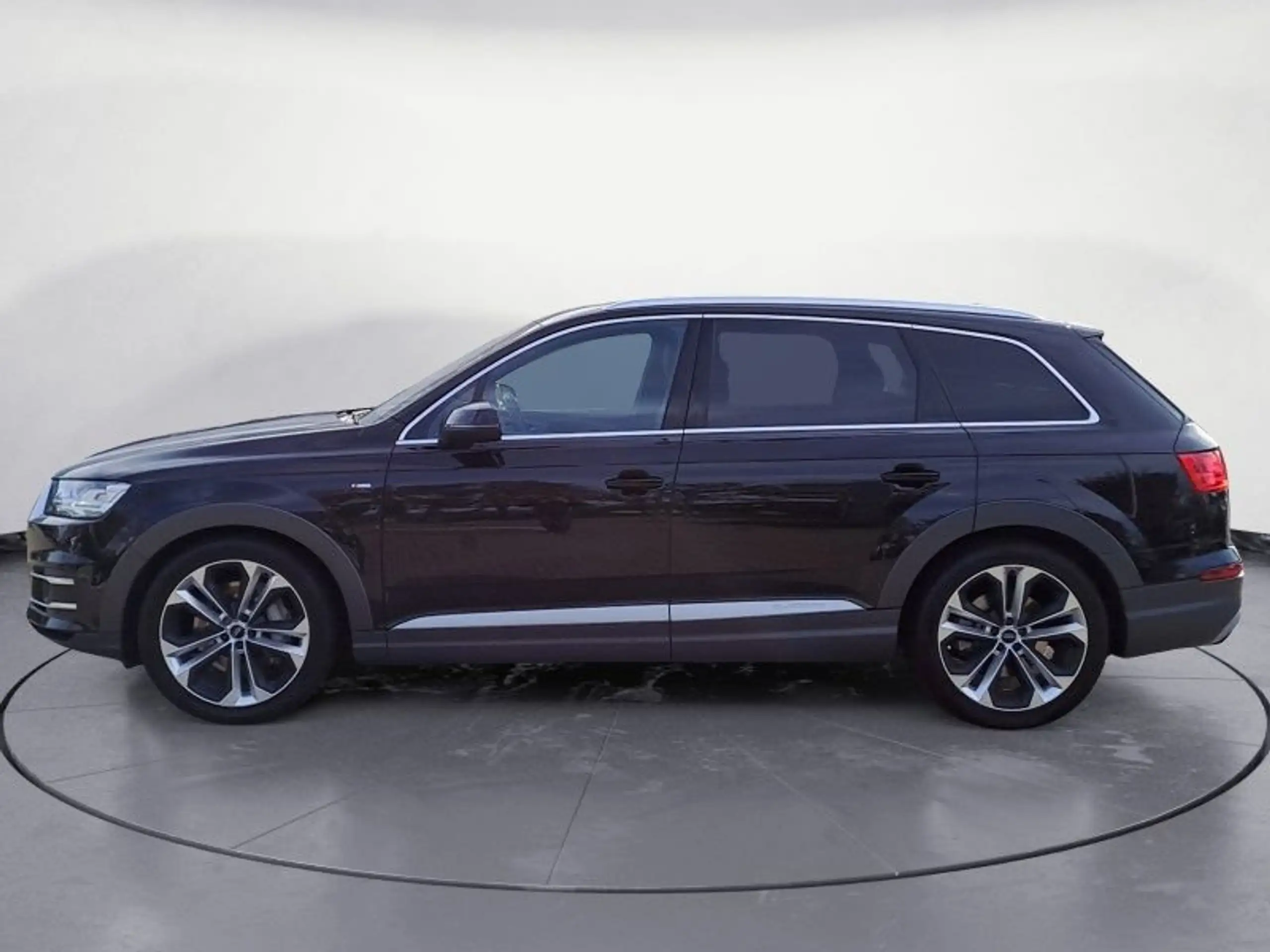 Audi - Q7