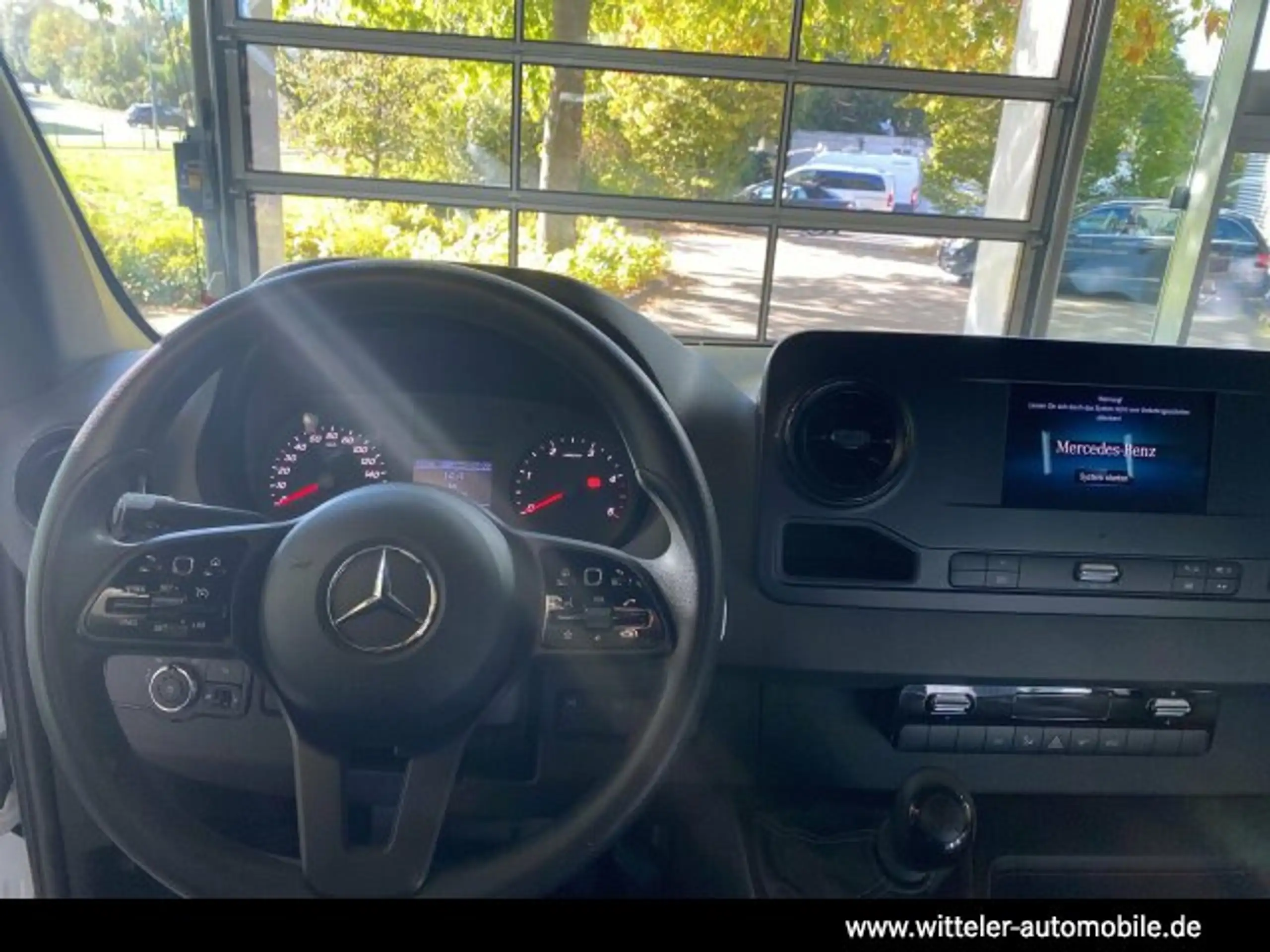 Mercedes-Benz - Sprinter