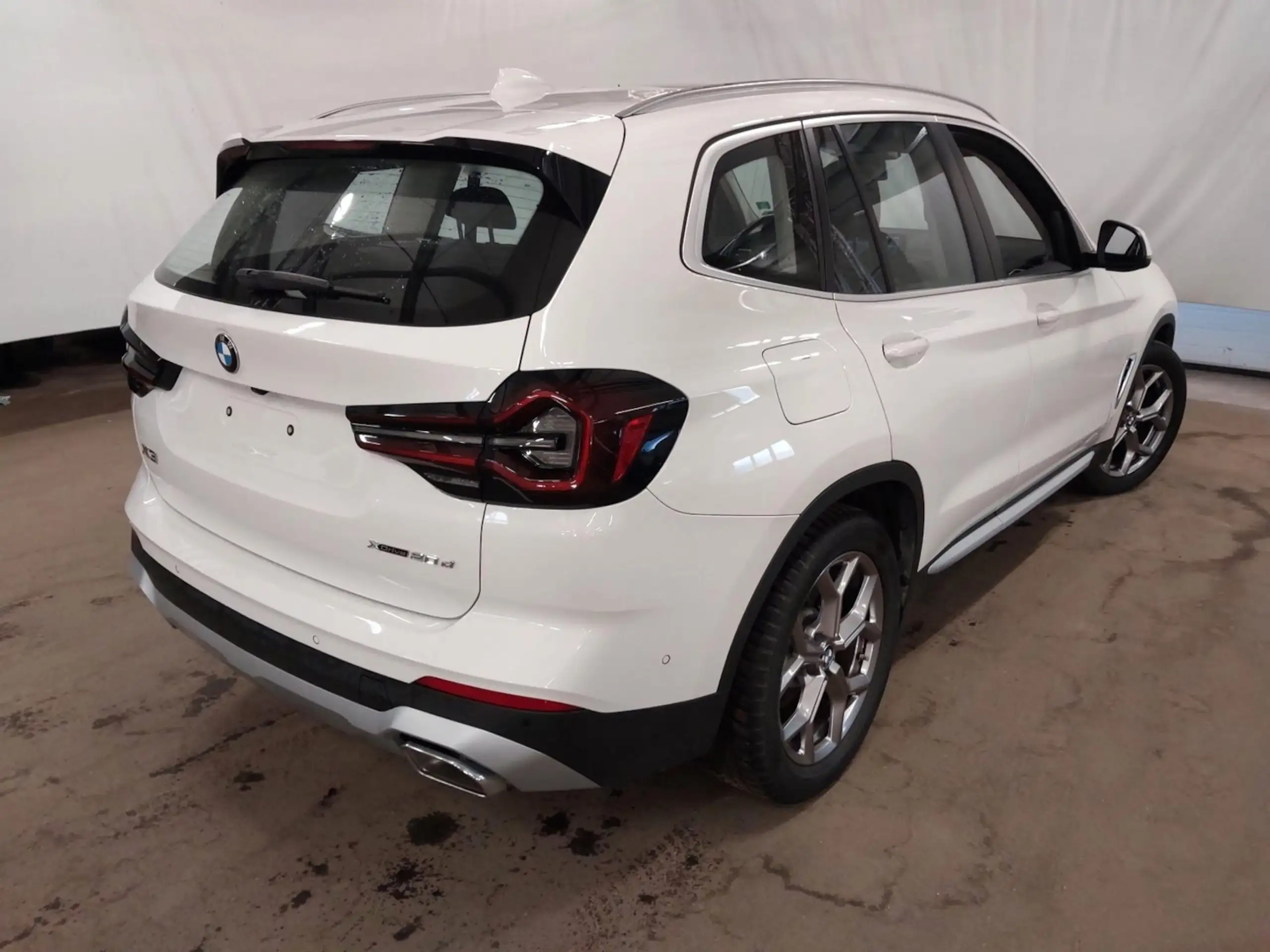 BMW - X3