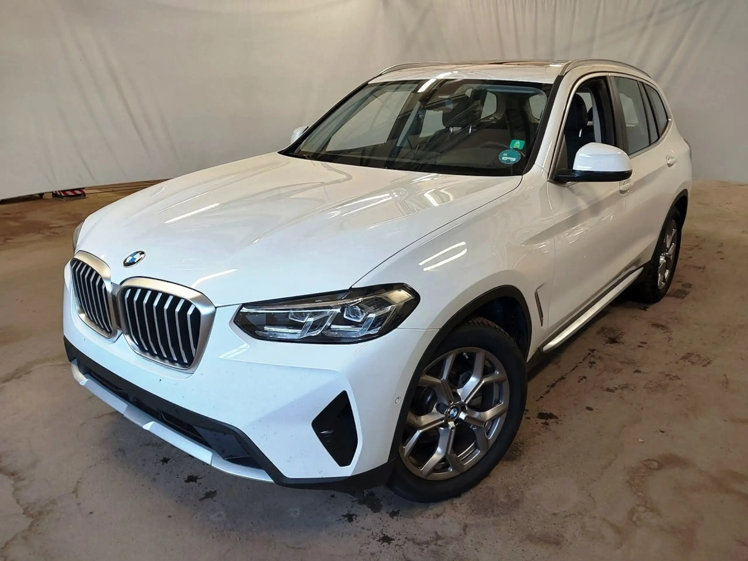 BMW - X3