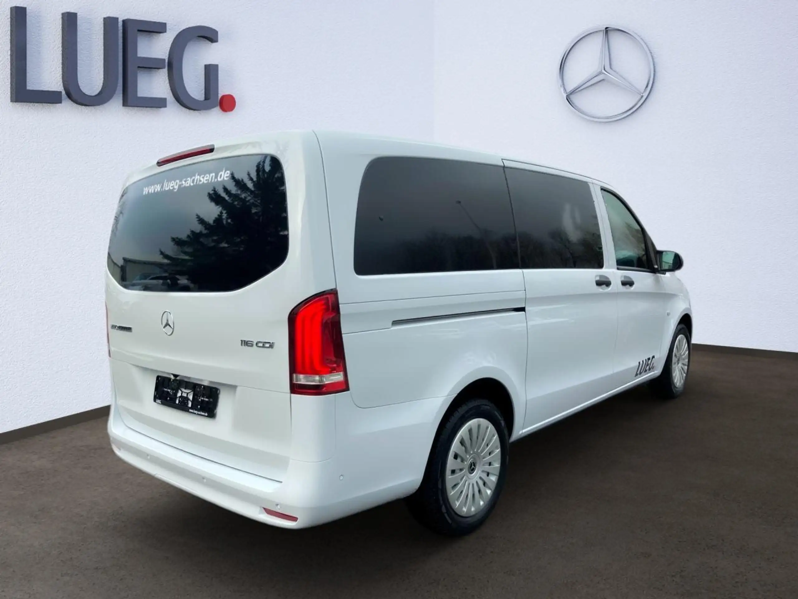 Mercedes-Benz - Vito