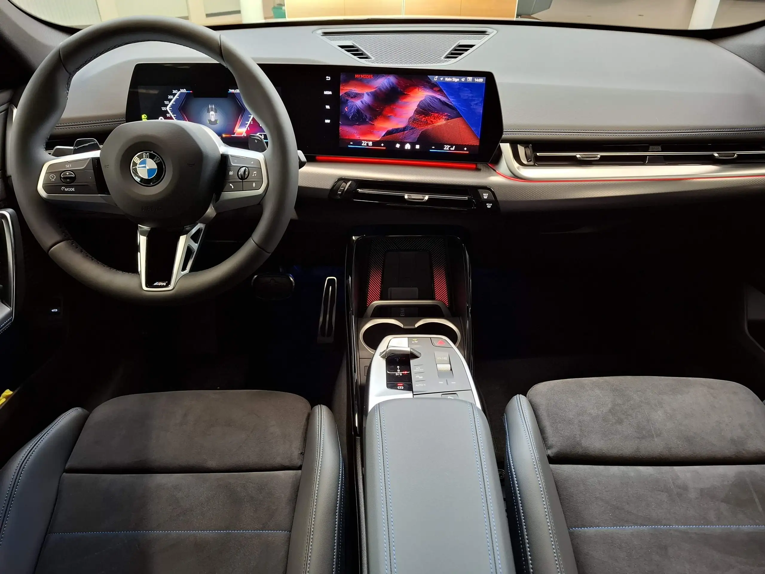 BMW - X1