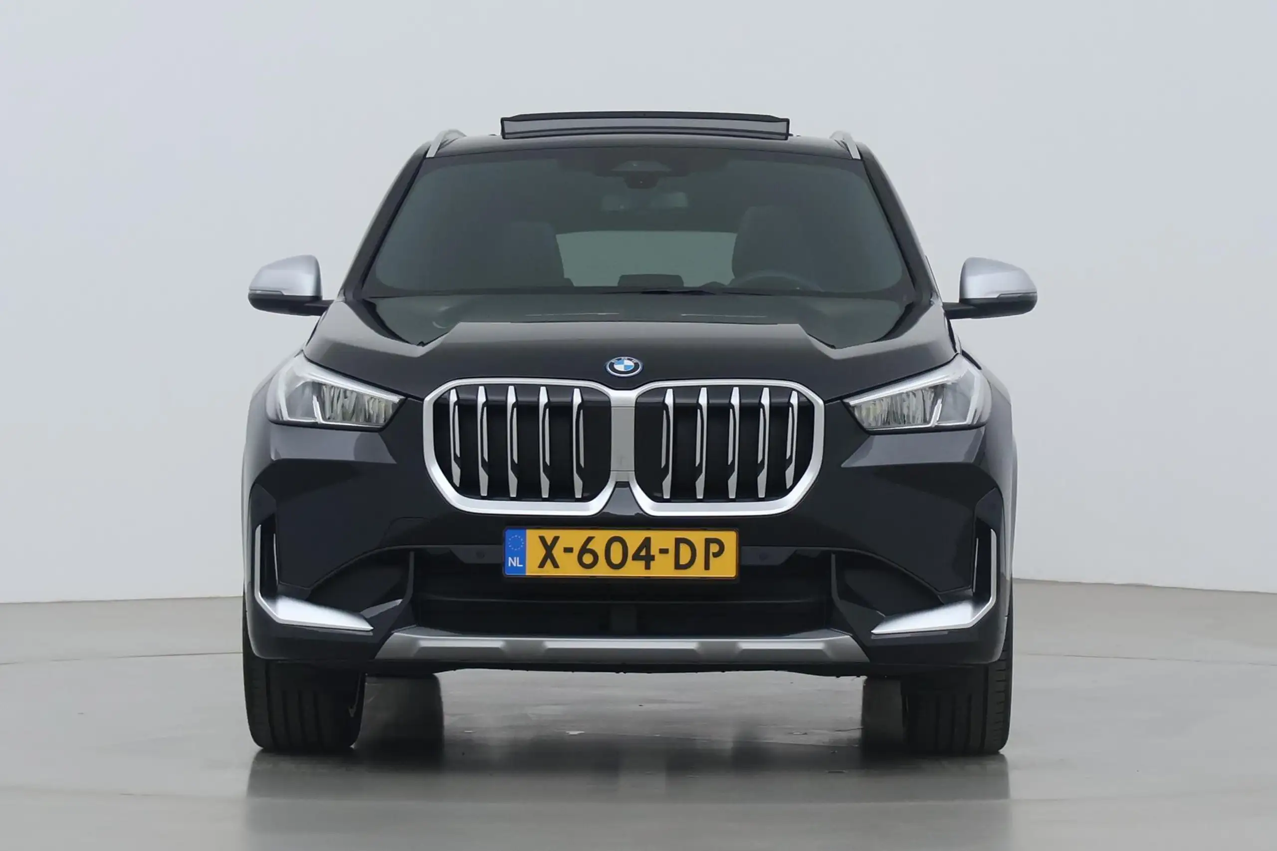 BMW - X1