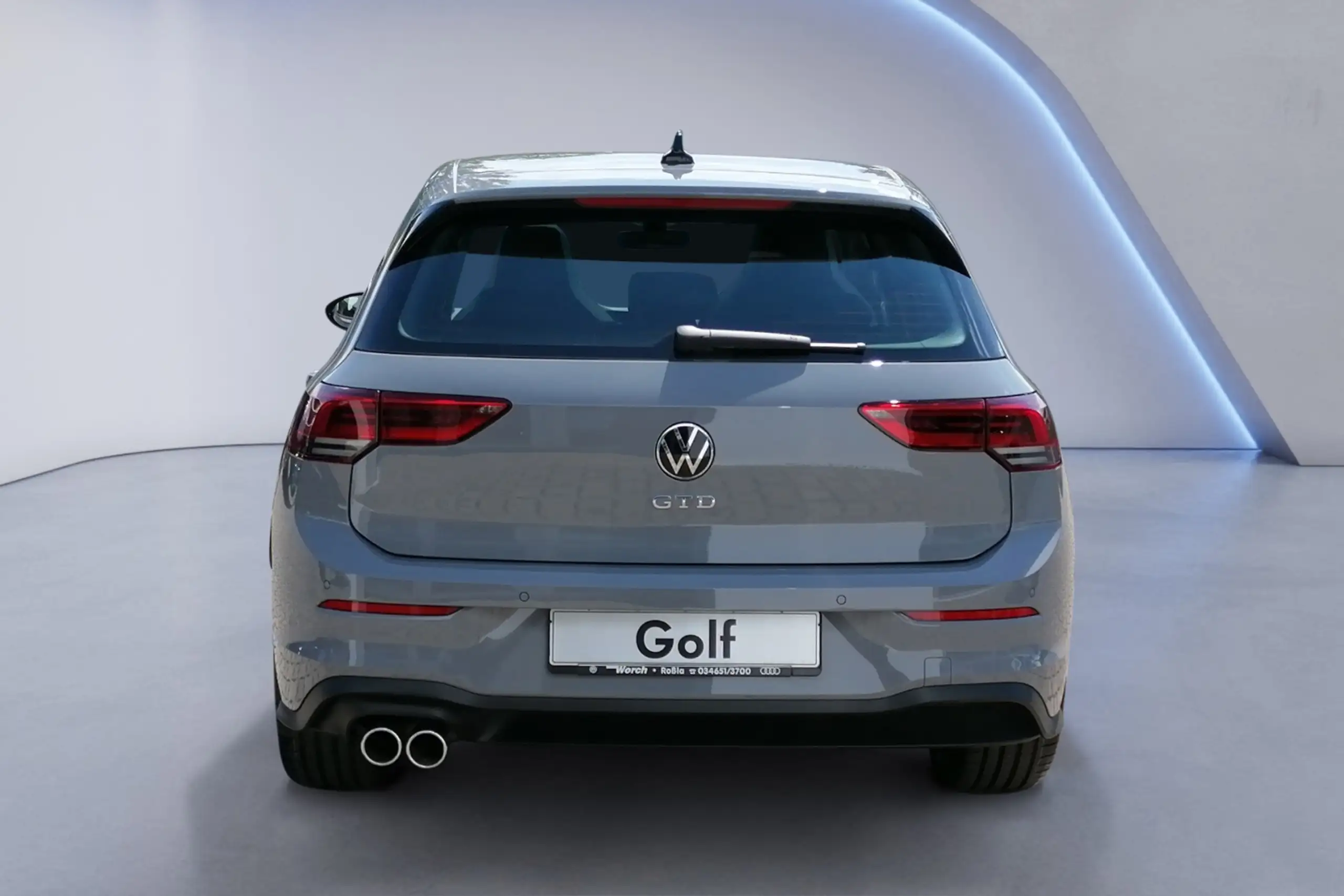 Volkswagen - Golf