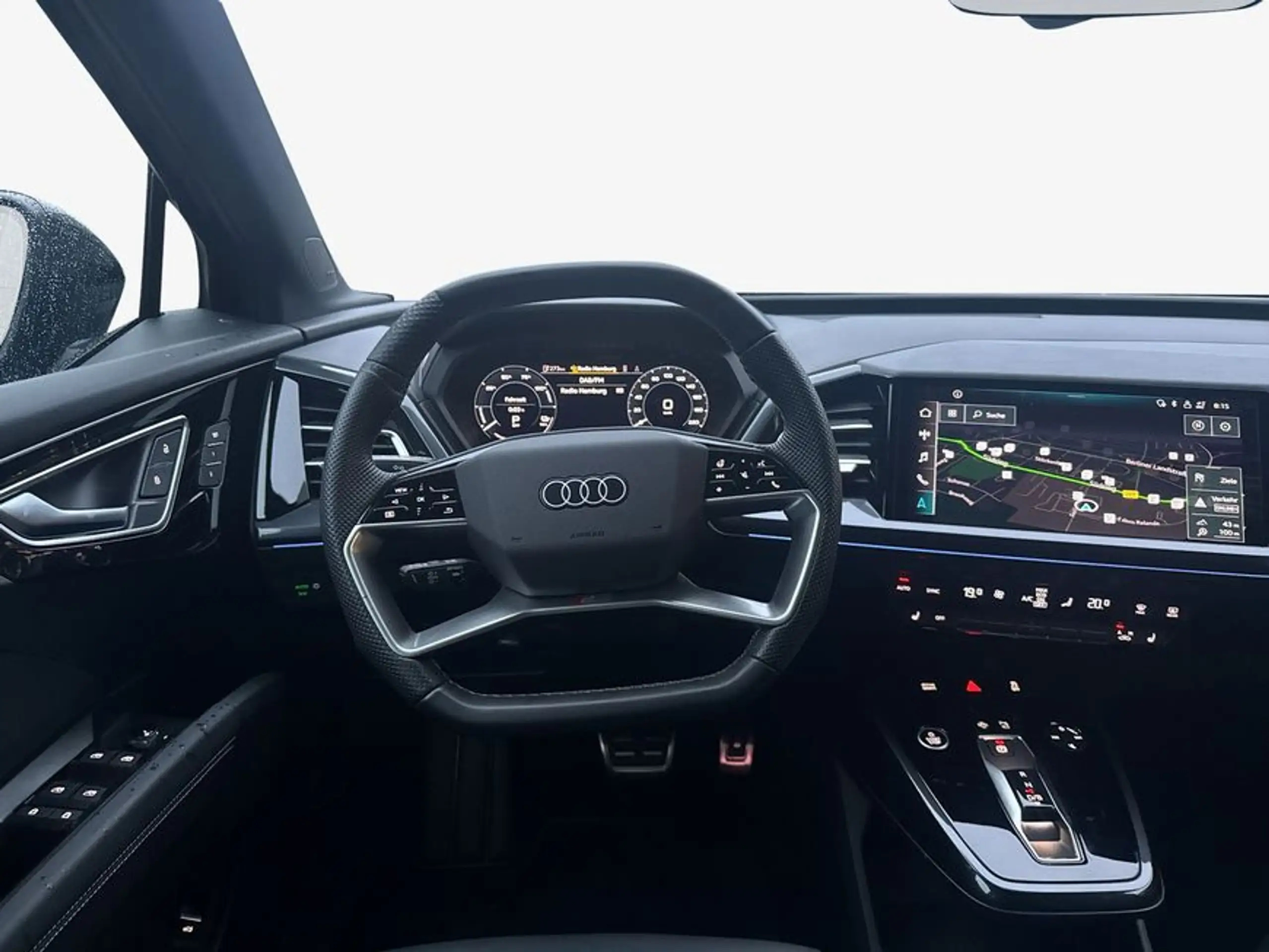 Audi - Q4 e-tron