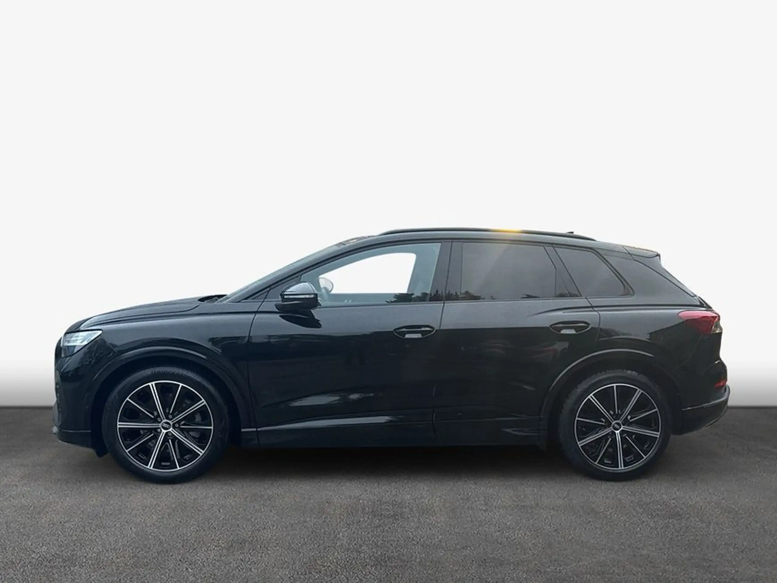 Audi - Q4 e-tron