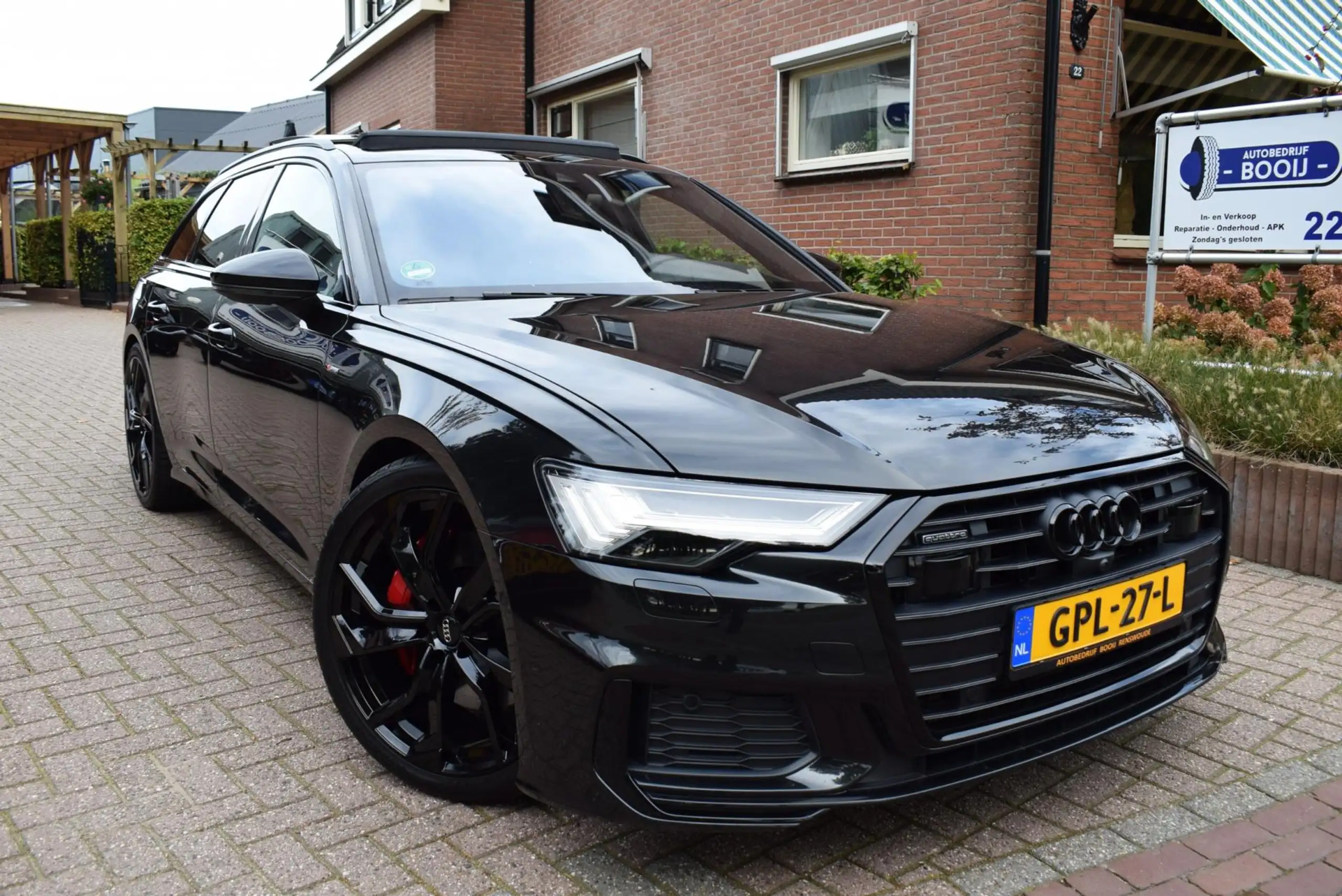 Audi - A6