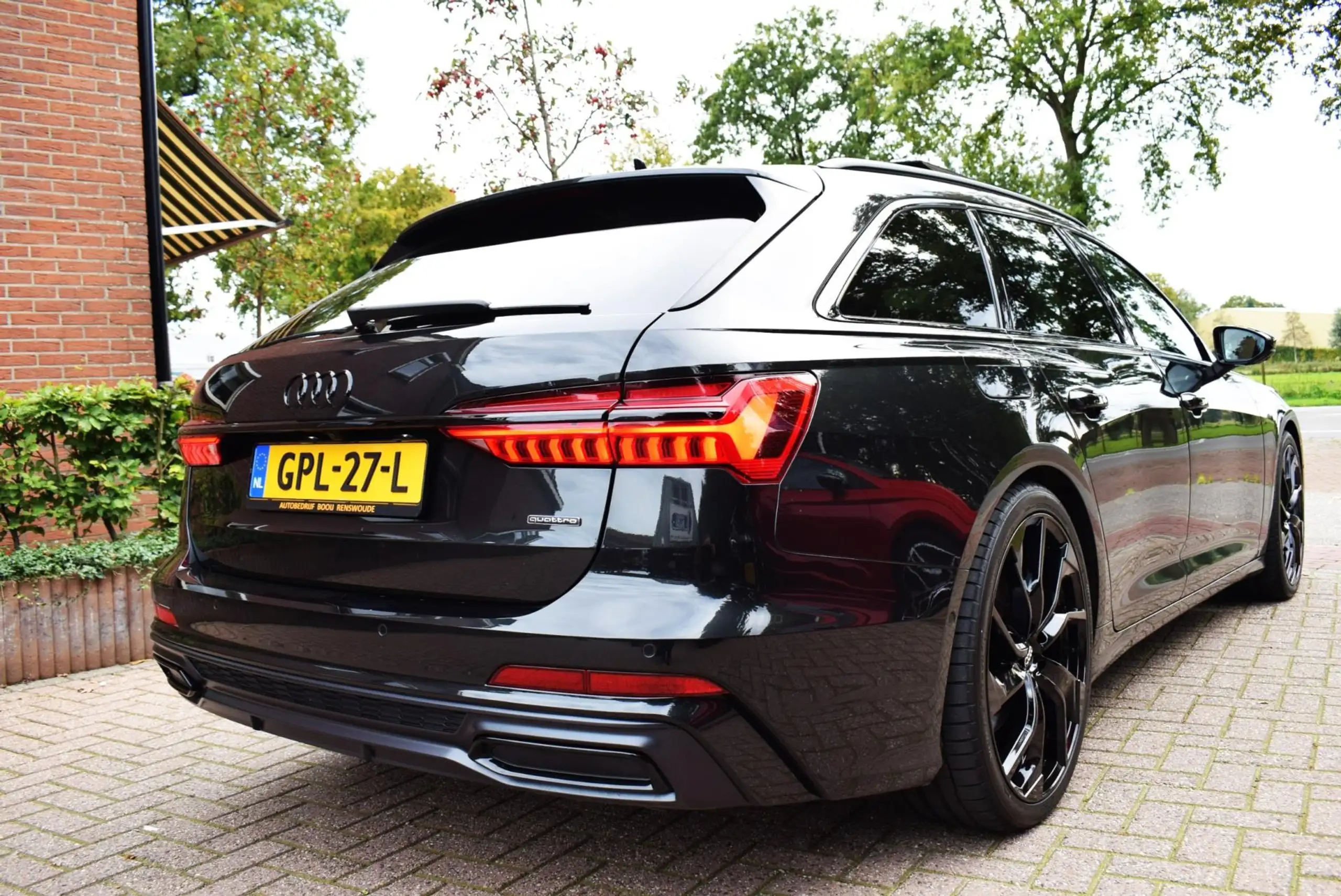 Audi - A6