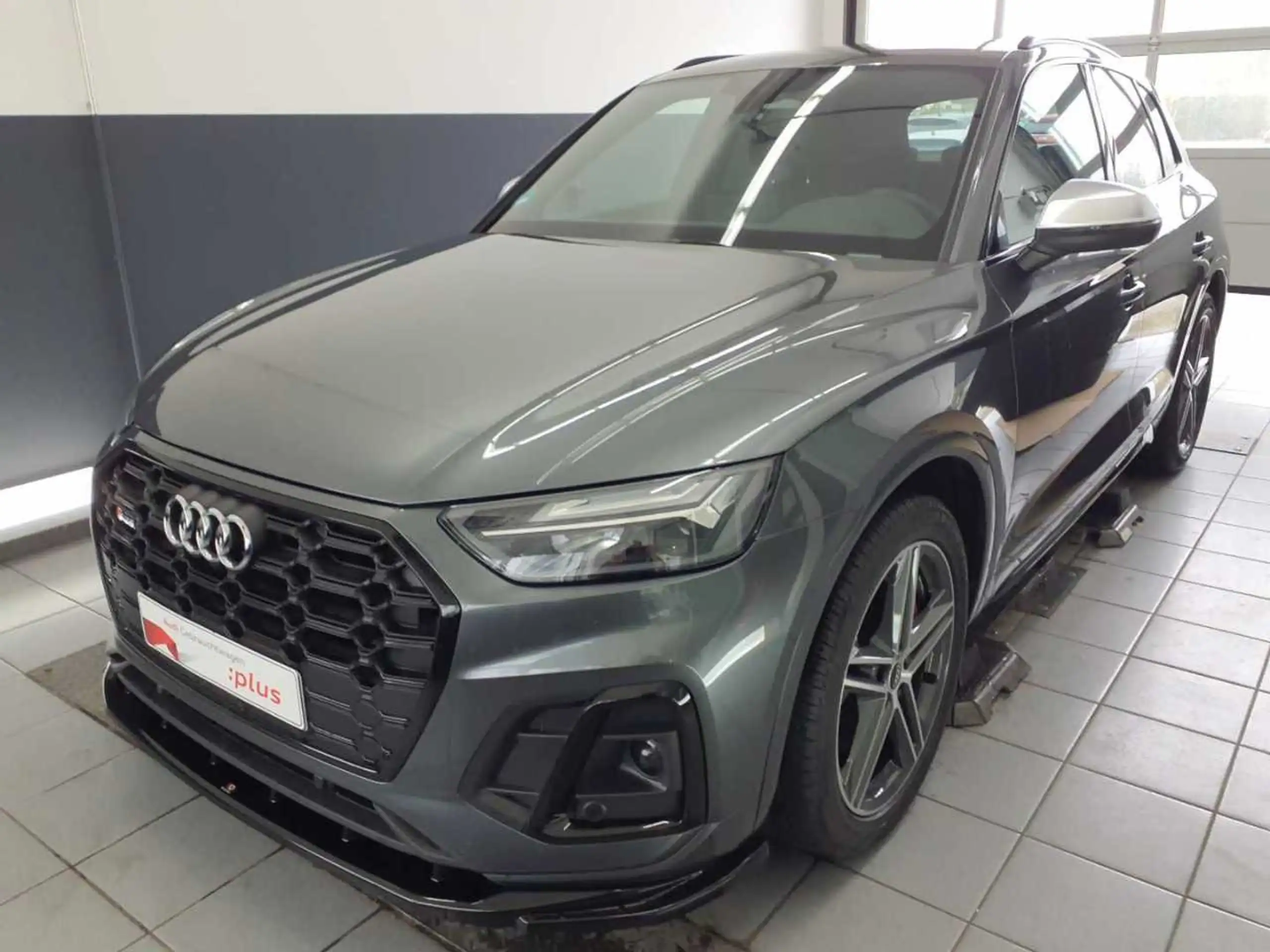 Audi - SQ5