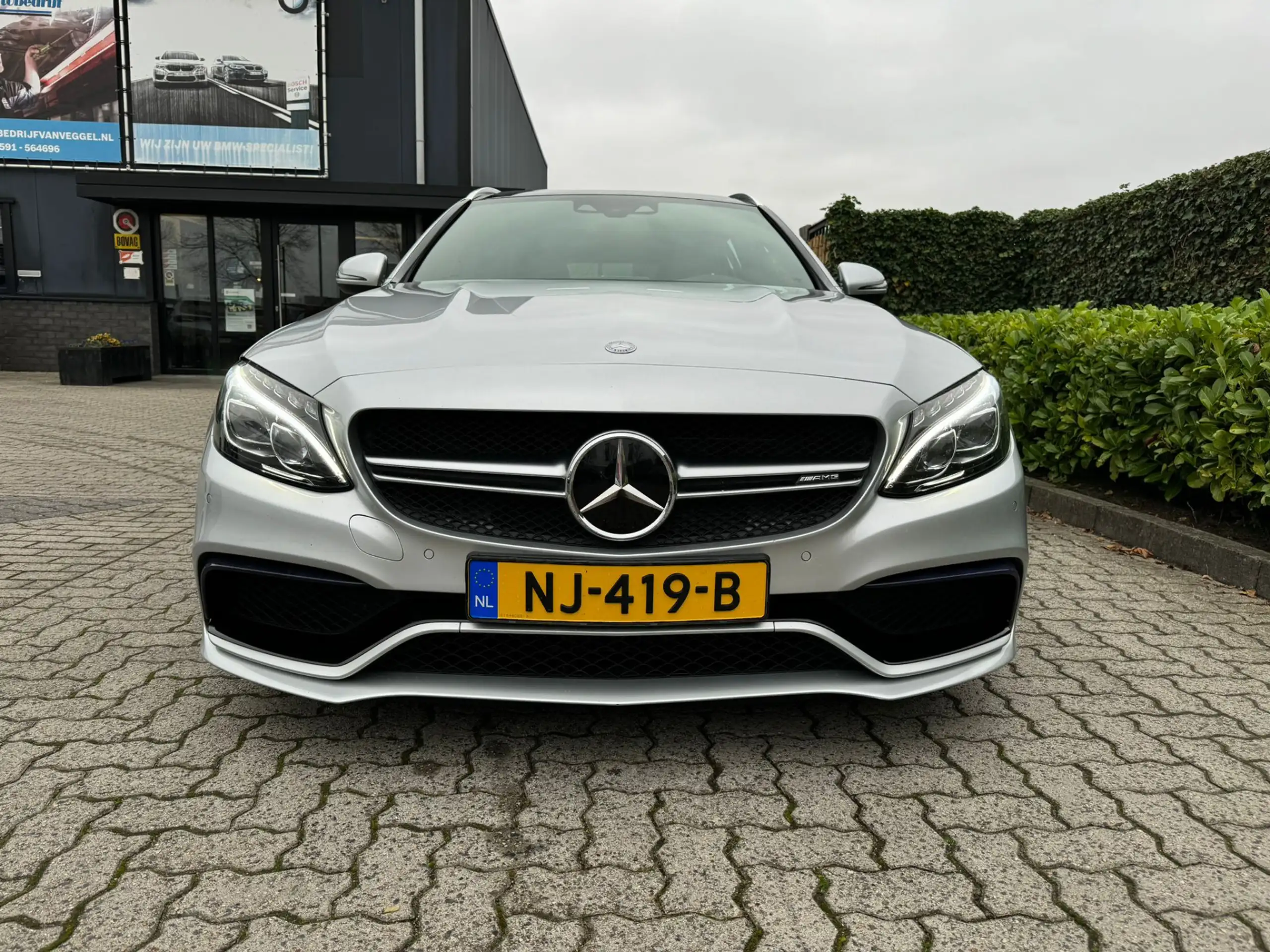 Mercedes-Benz - C 63 AMG